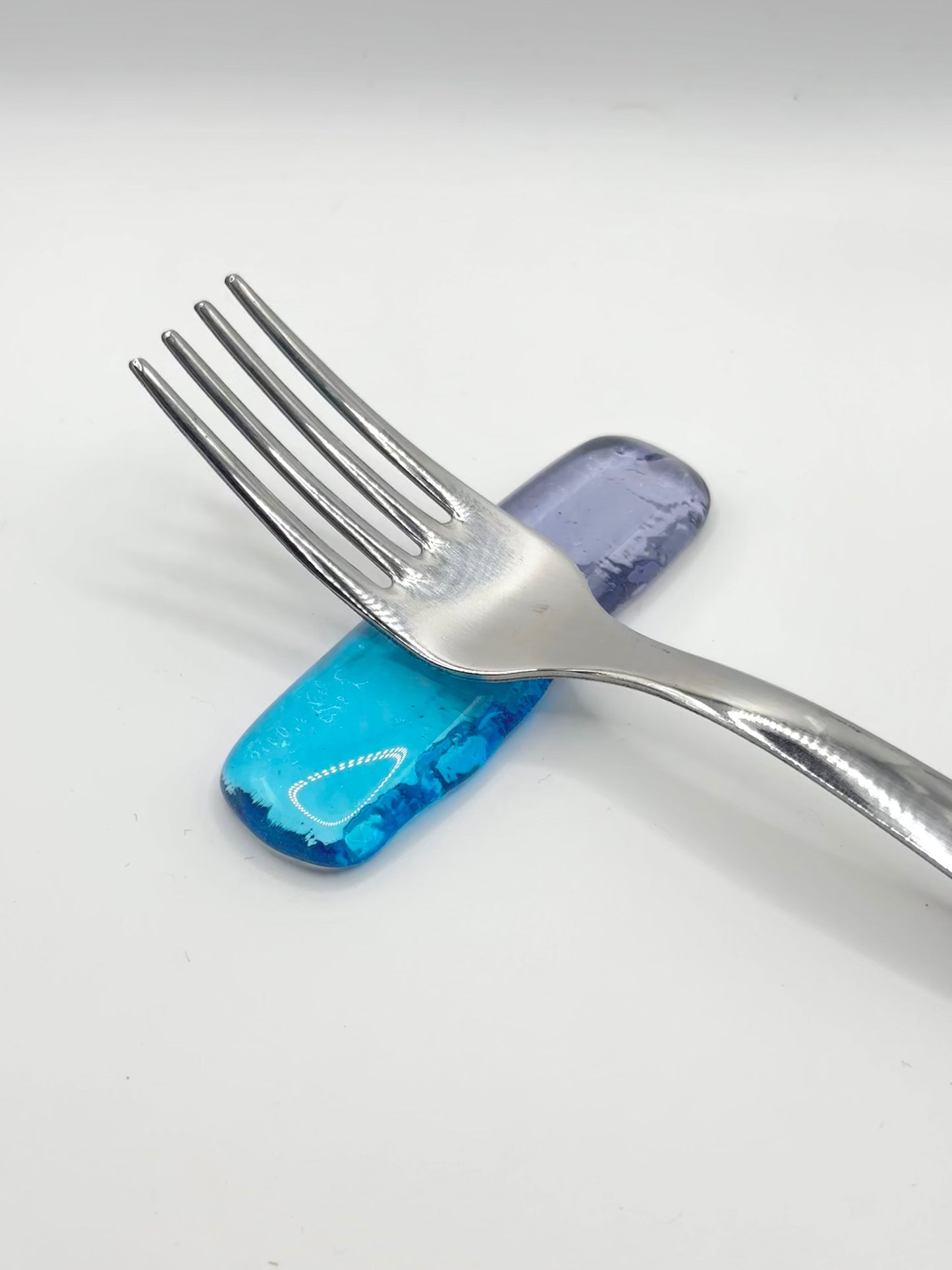 Set di poggia posate blu-lilla
