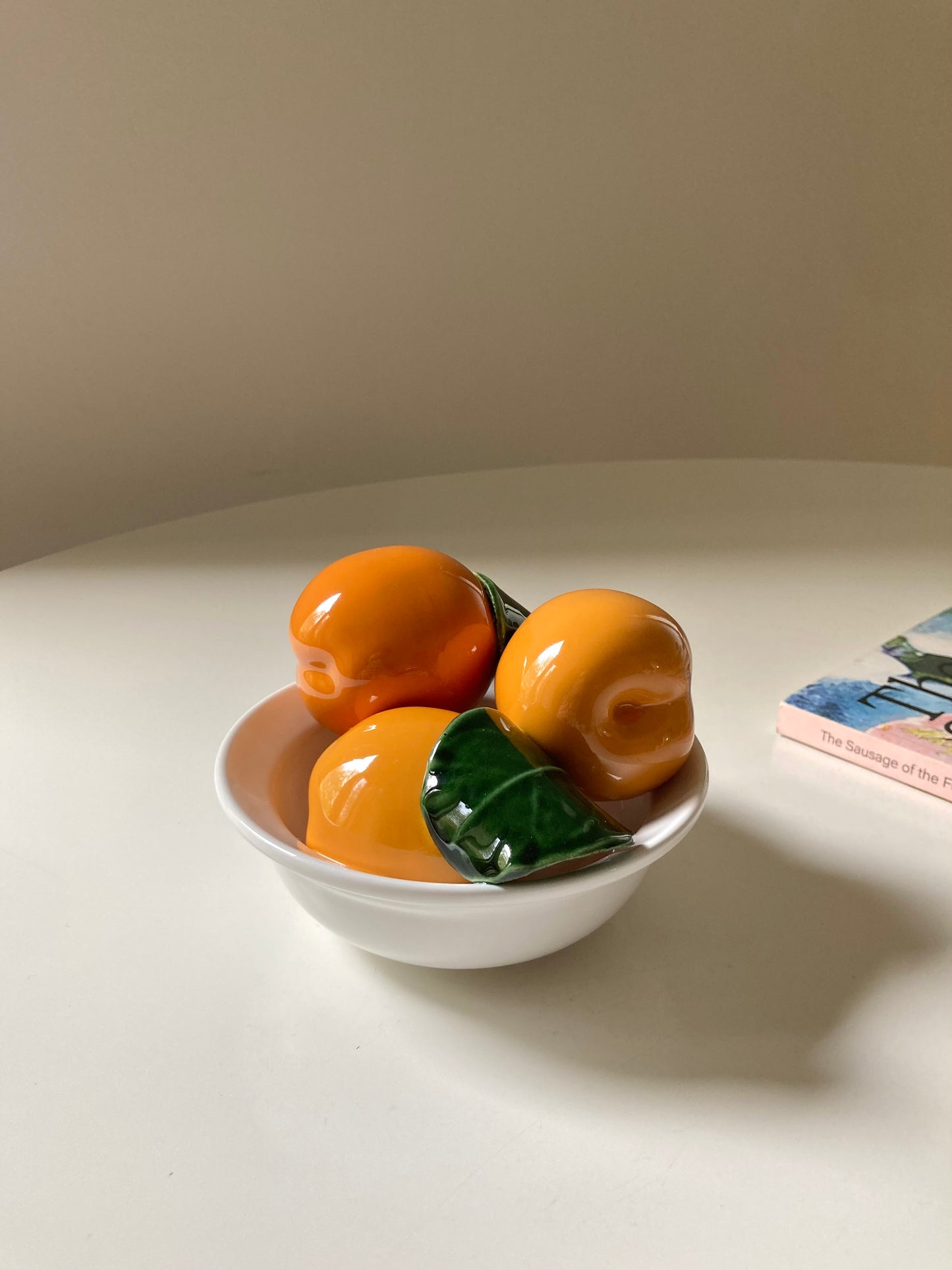 Centrotavola in ceramica dipinta a mano