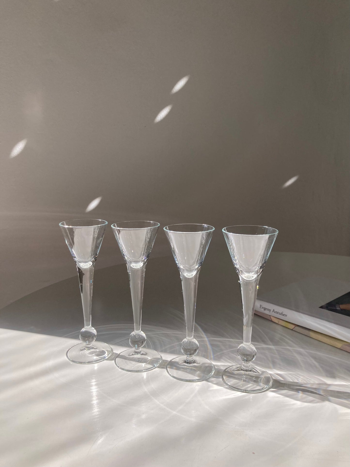 Set of 4 tall bitter glasses