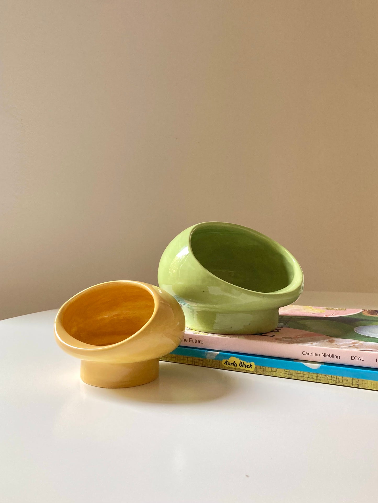 Large Gabbianelli object holder