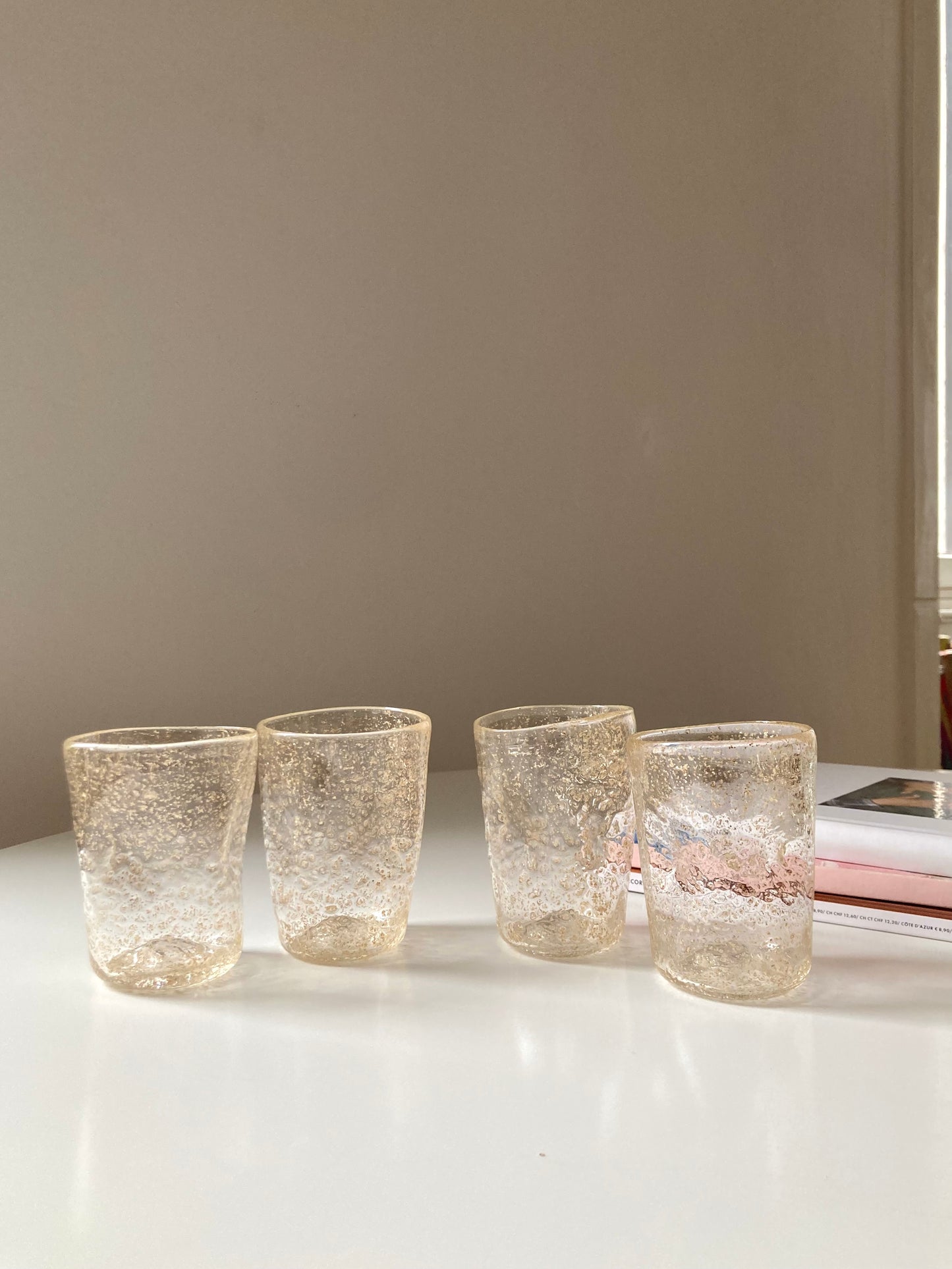 Set di goti veneziani trasparenti con glitter oro