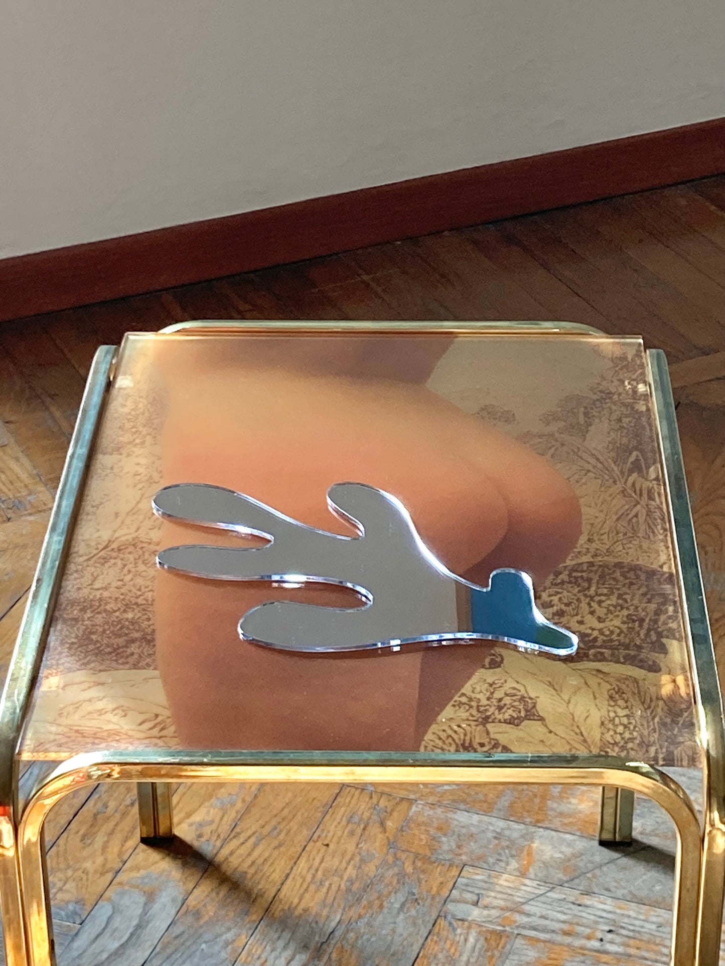 Coral mirror