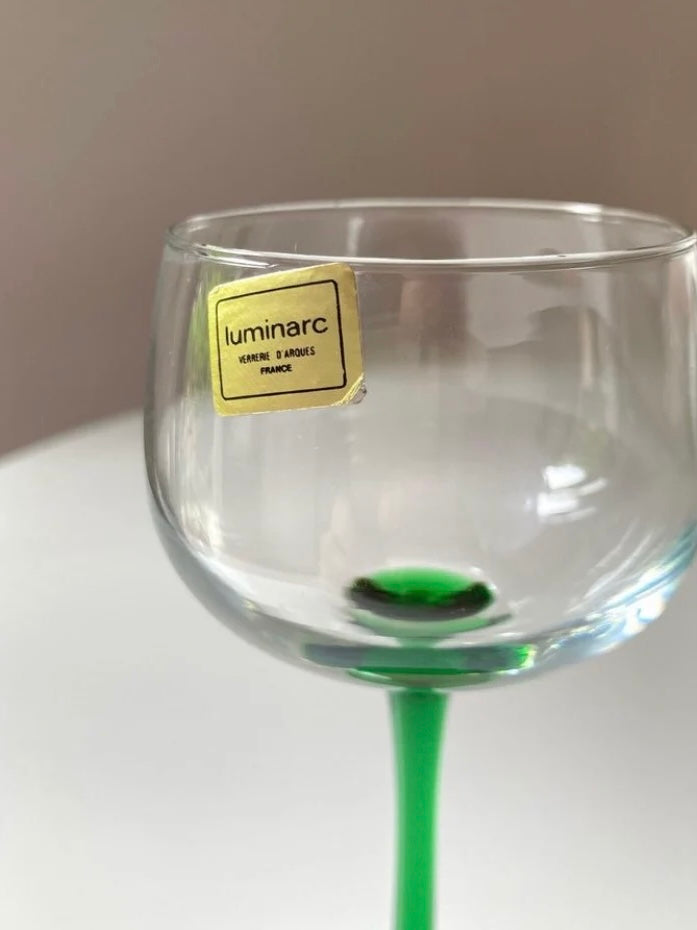 Luminarc tapered stem wine glass set