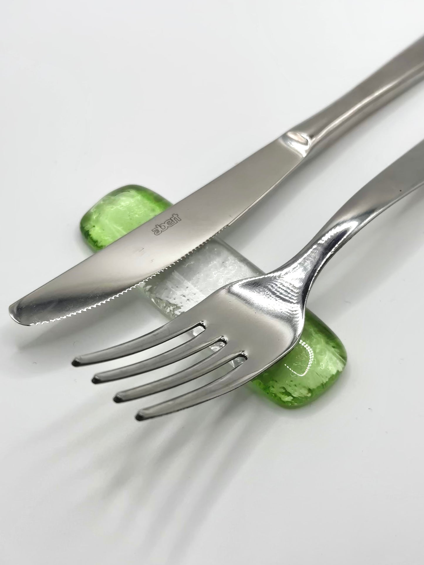 Poggia posate verde