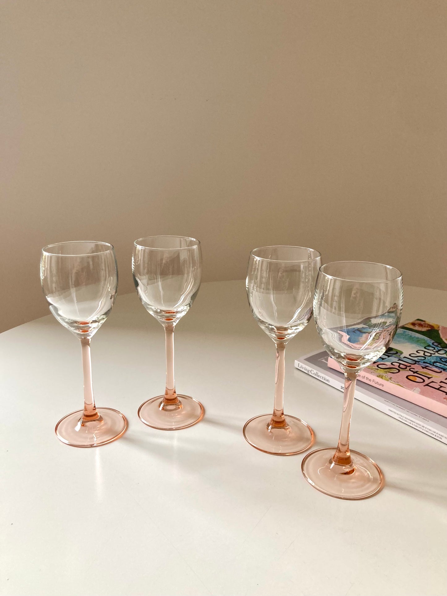 Set 4 calici francesi con stelo rosa
