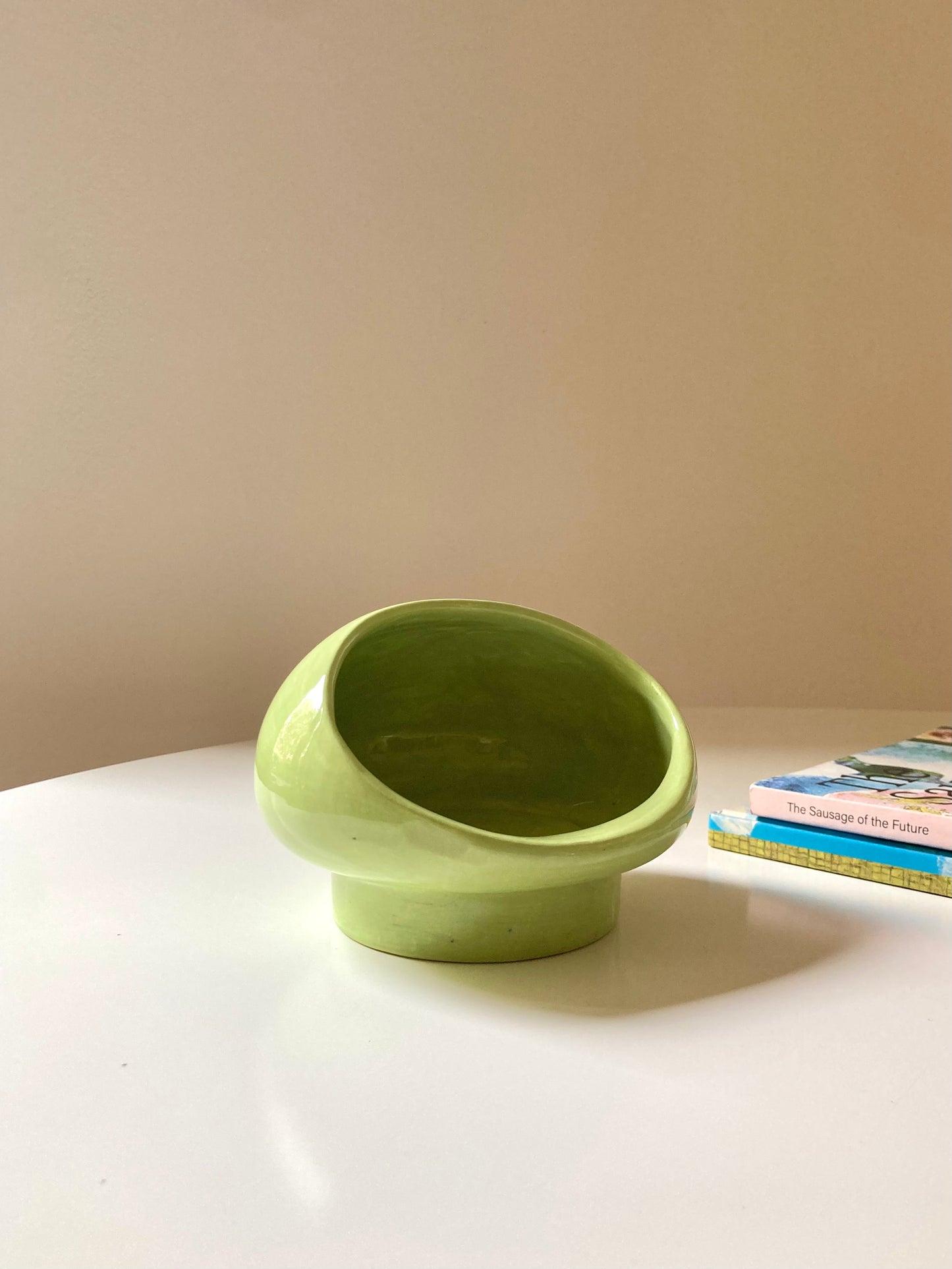 Large Gabbianelli object holder