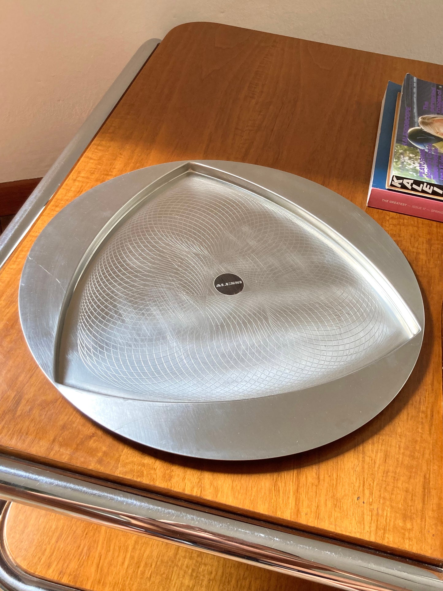 'Trifoglio' steel tray by Alessi (1974)