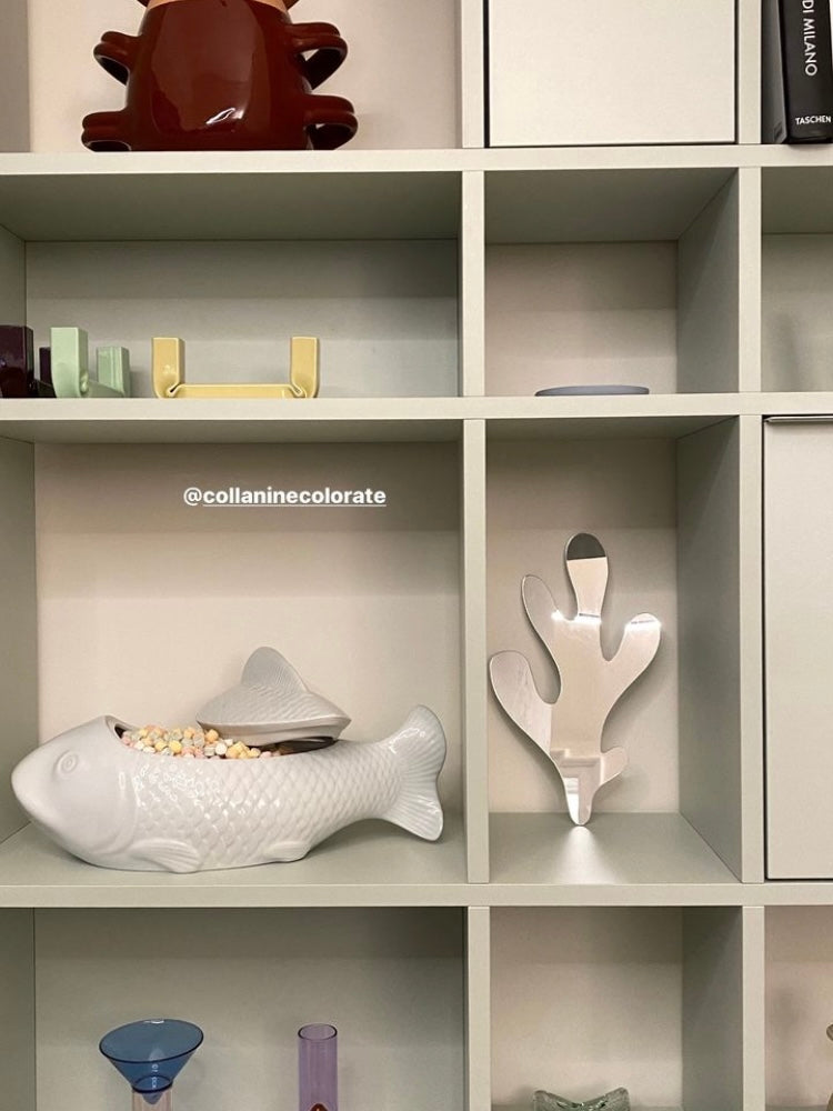 Coral mirror