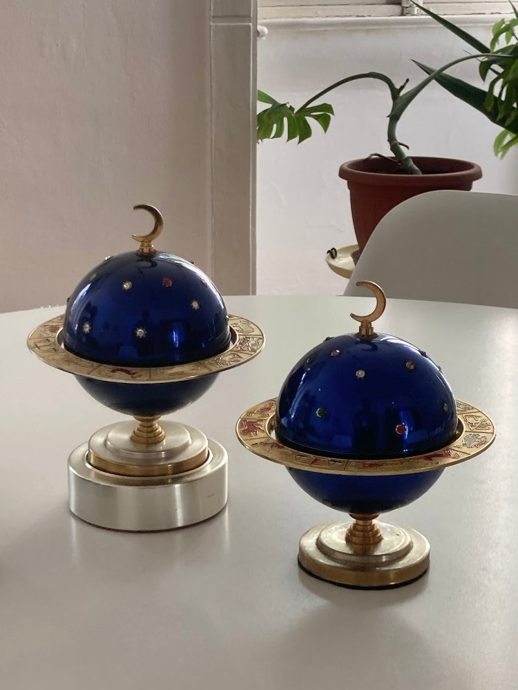 Portasigarette a pianeta blu con zodiaco