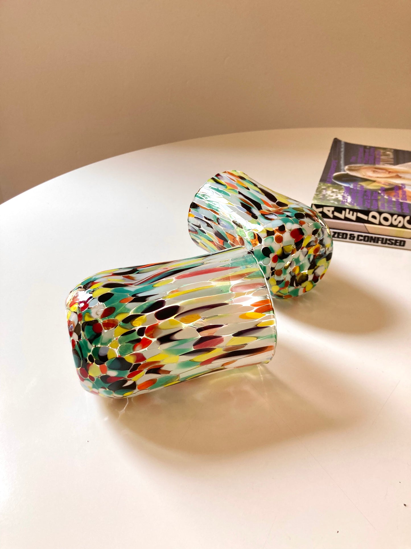 Pair of Gothic glasses in speckled glass