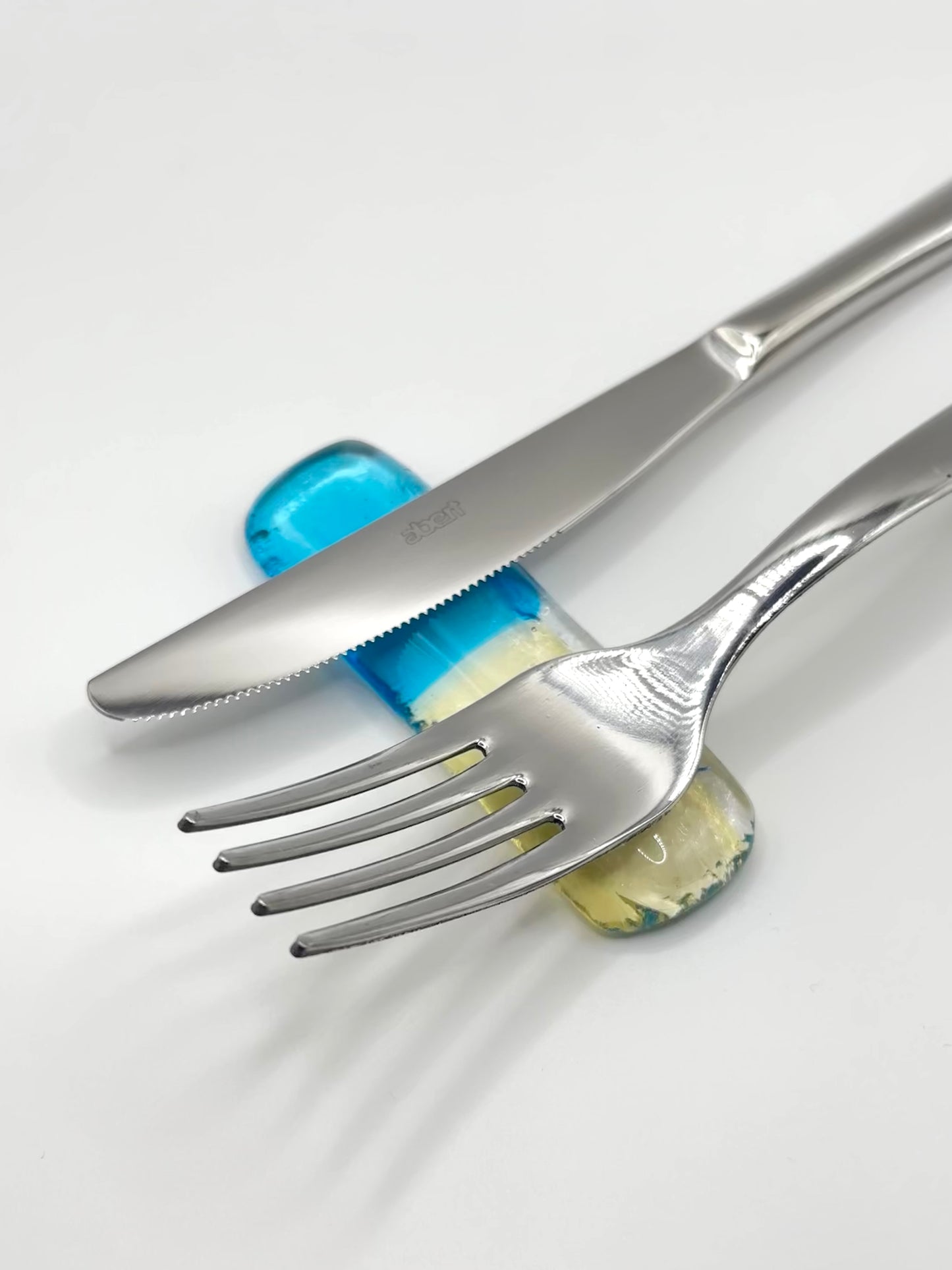 Set misto pastello di 6 poggia posate