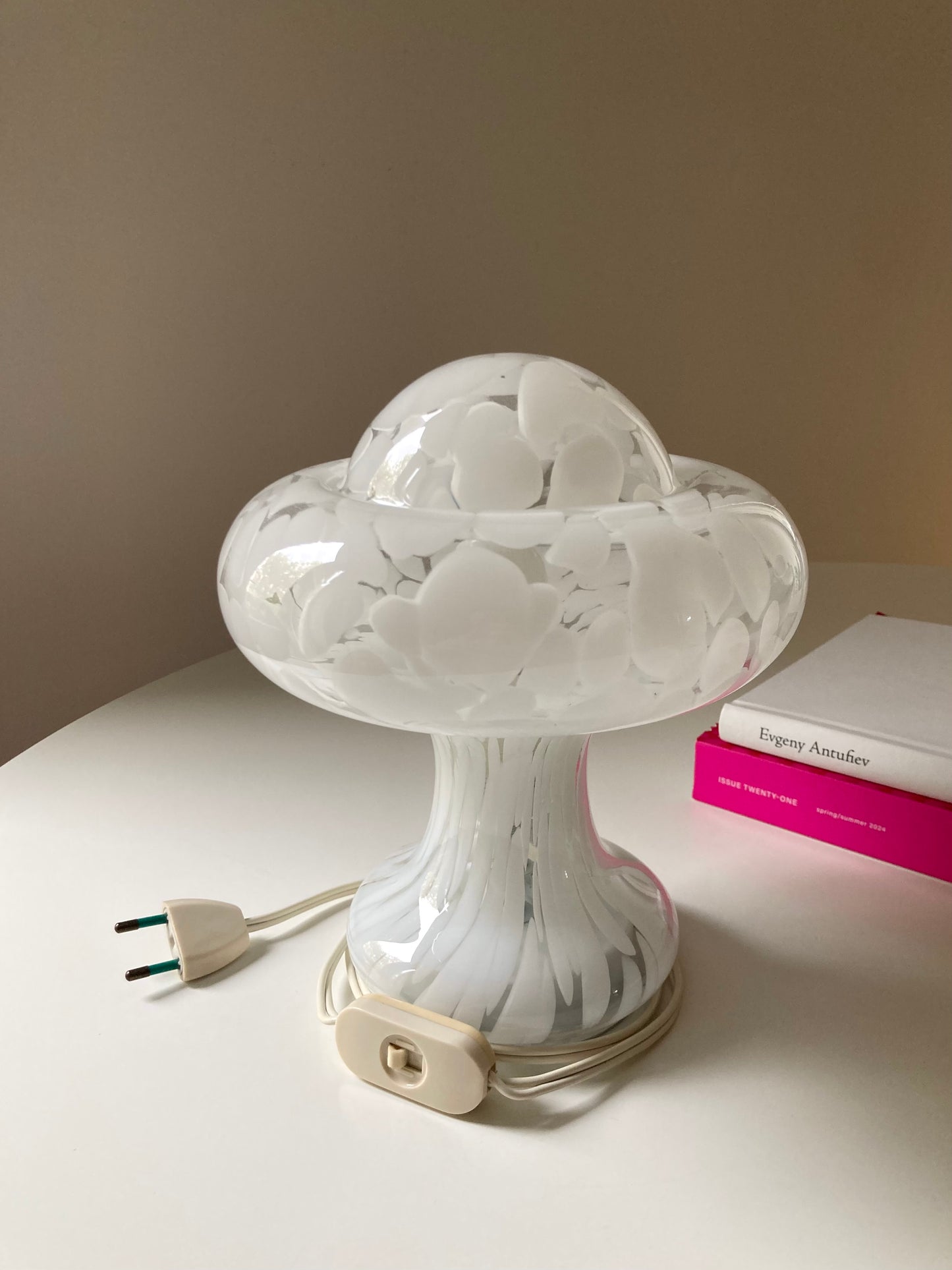 Lampada vintage in vetro maculato