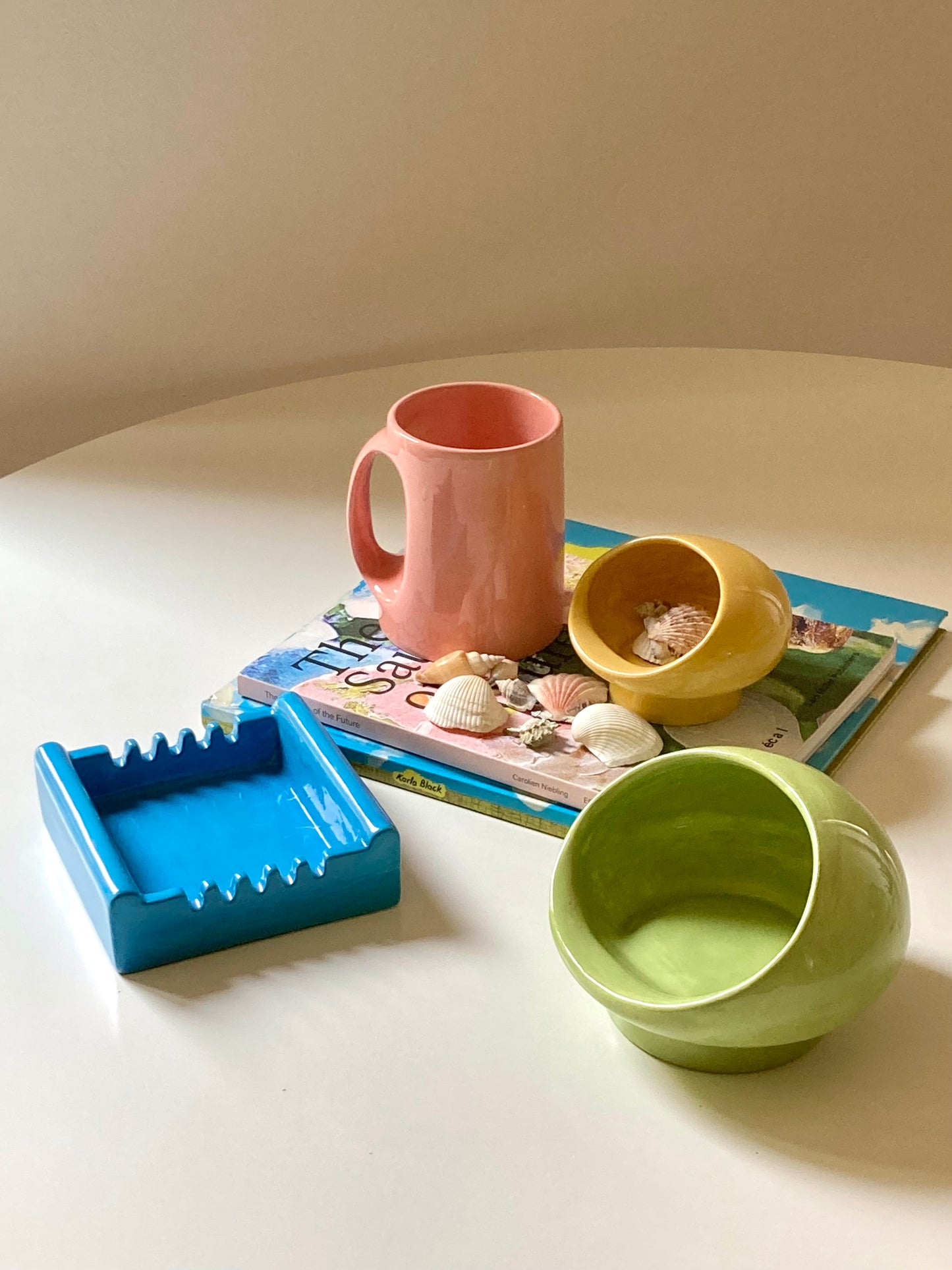 Large Gabbianelli object holder
