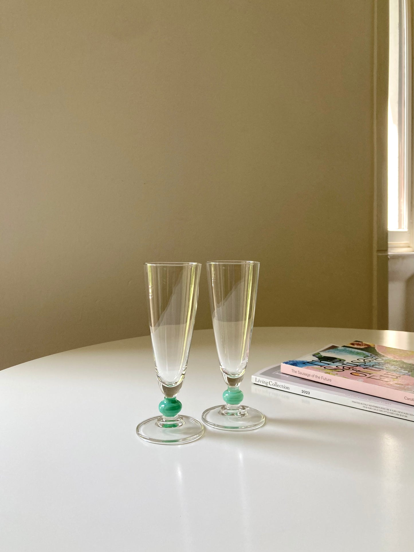 Set of 6 flutes with turquoise detail