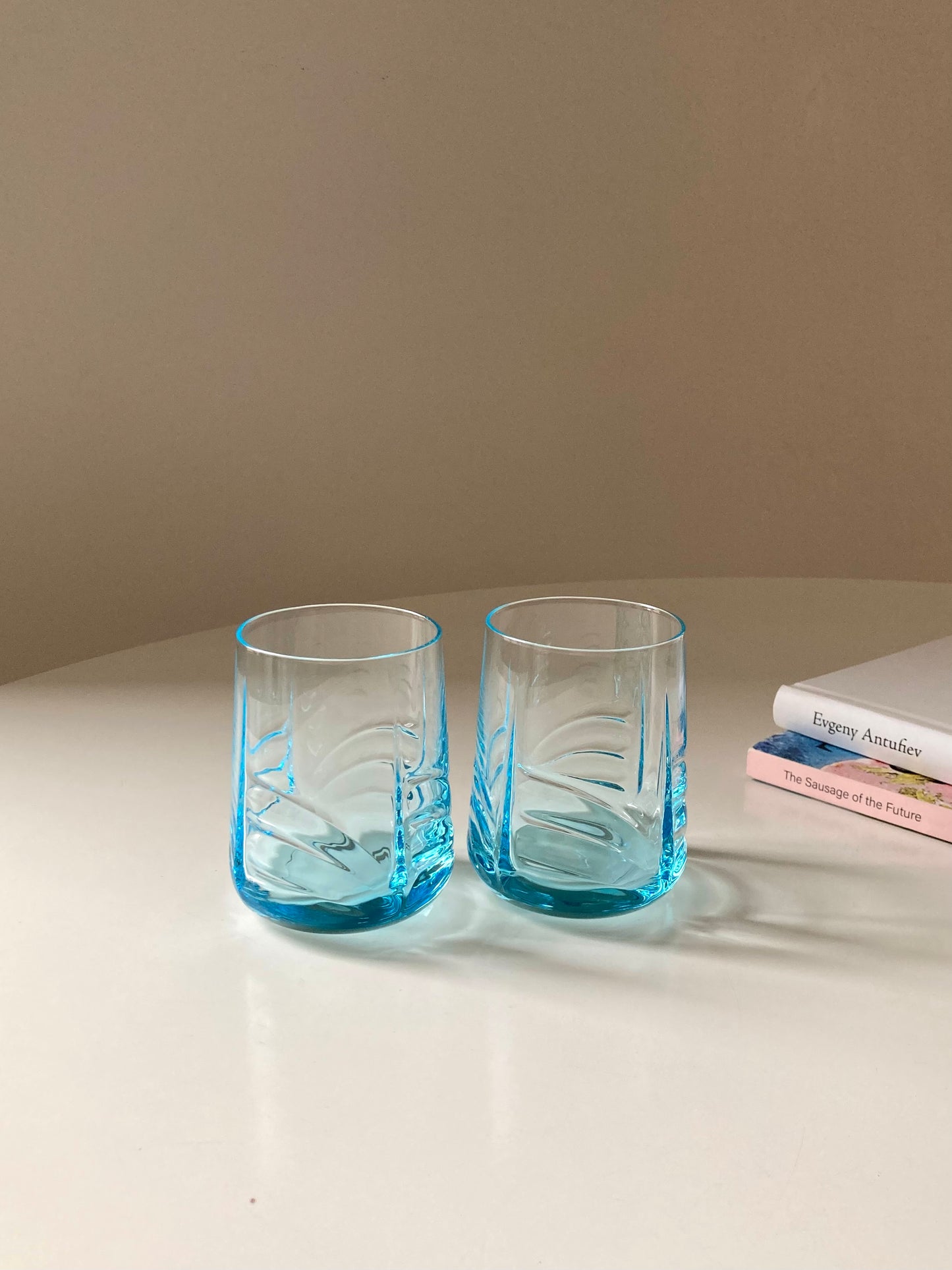 Set of 4 blue glasses