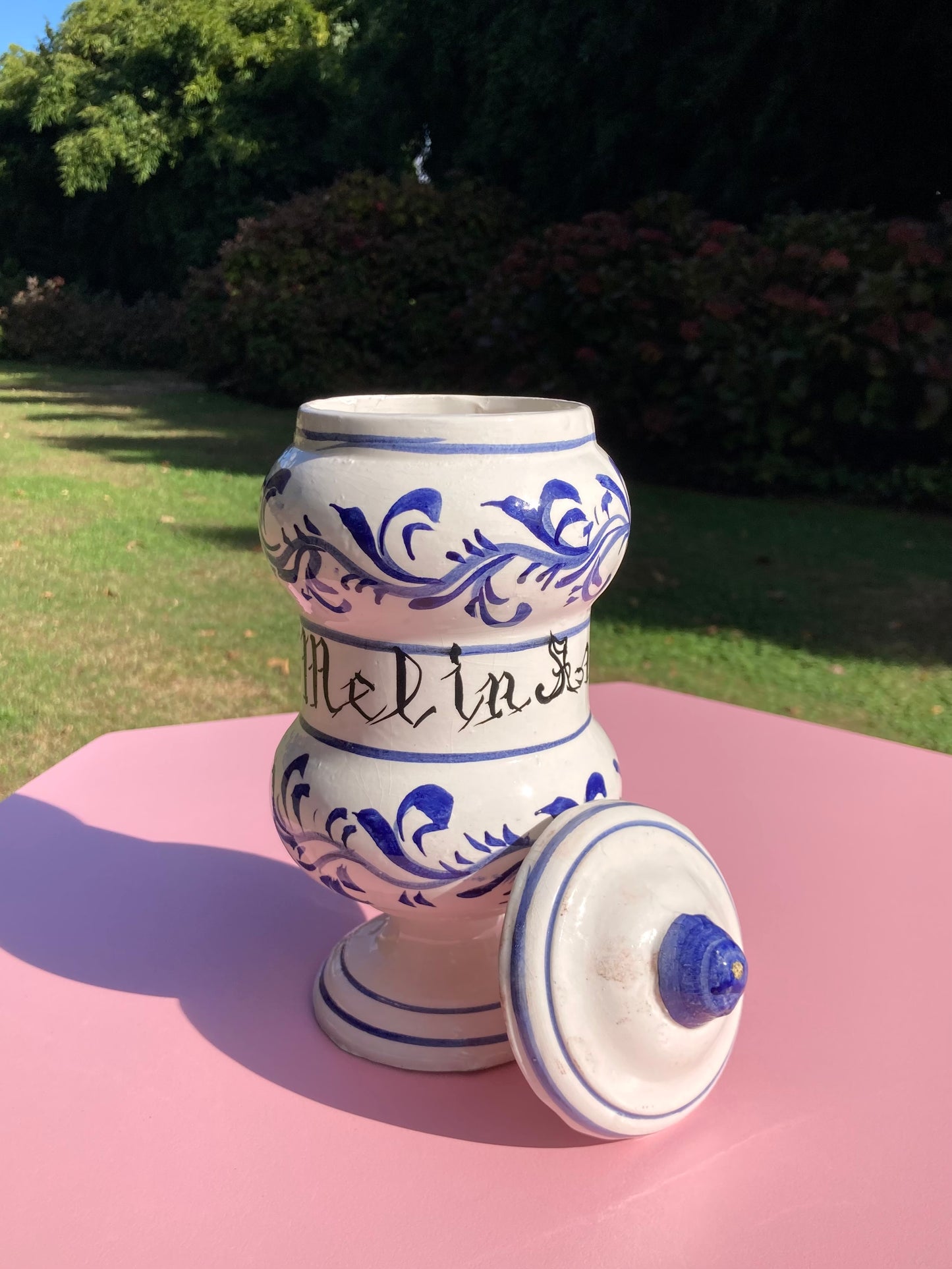 Barattolo da farmacia dipinto a mano