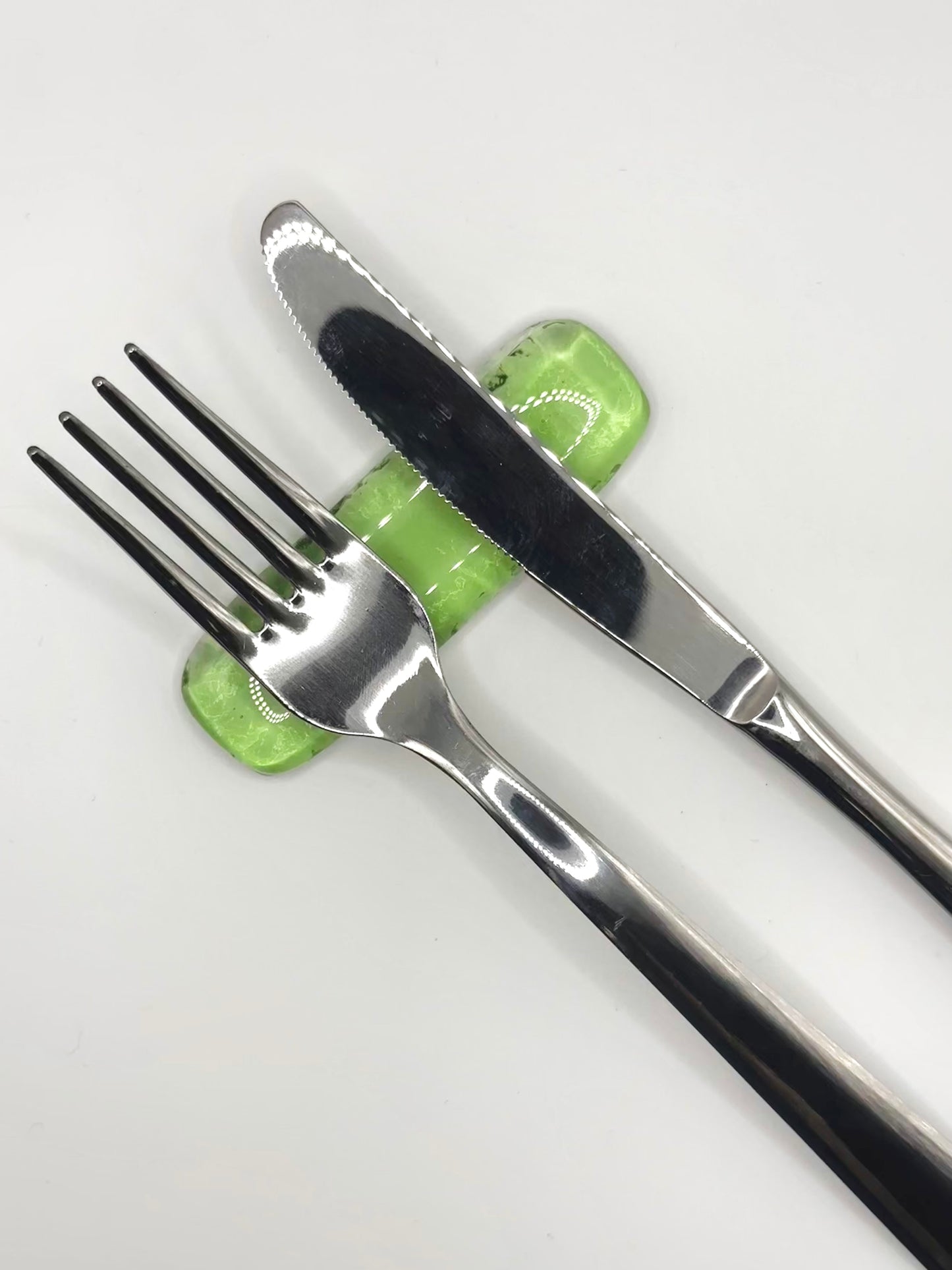 Poggia posate verde