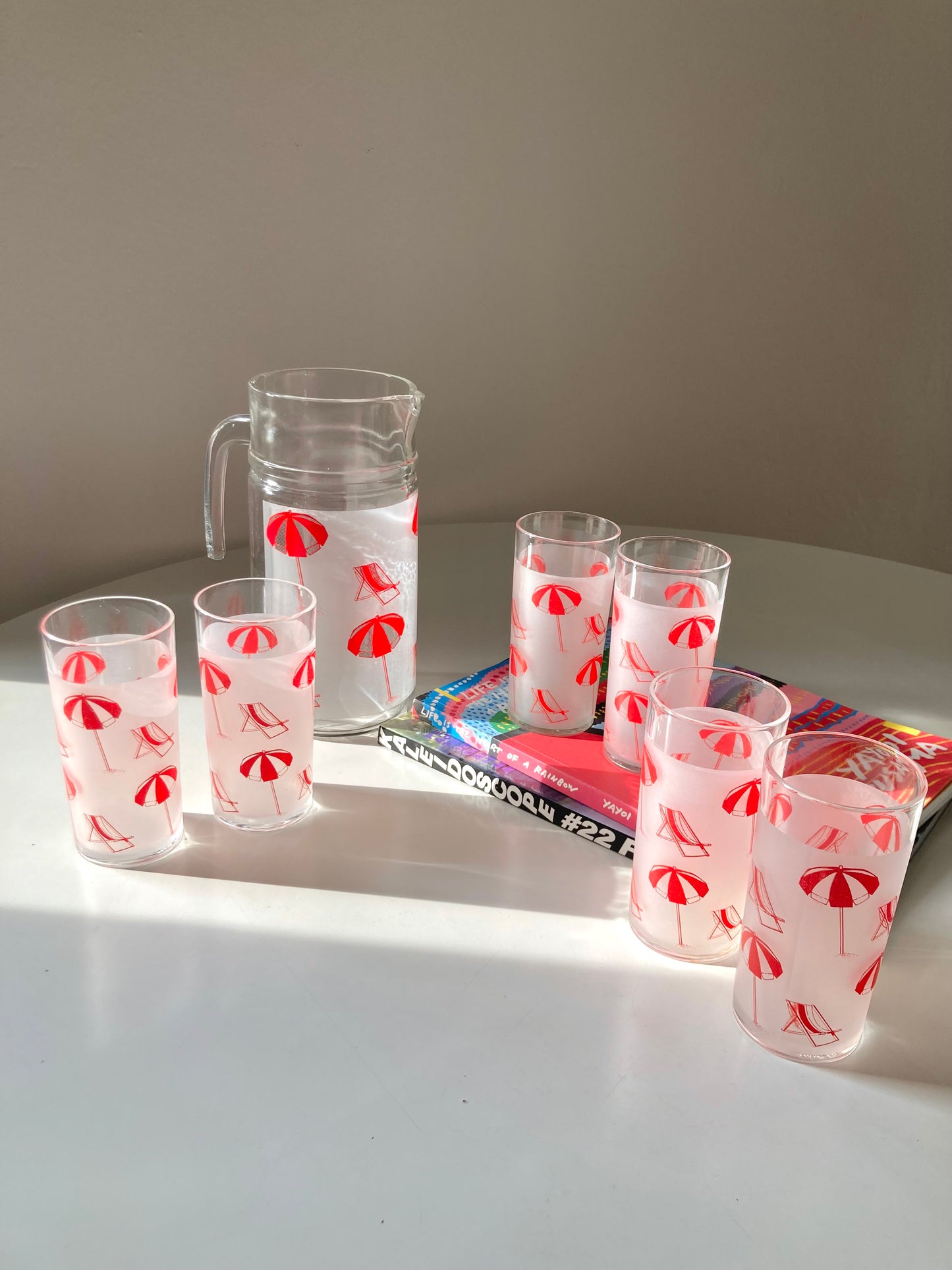 Set di 6 bicchieri con caraffa