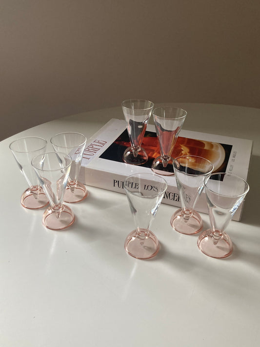 Set of 8 liqueur glasses