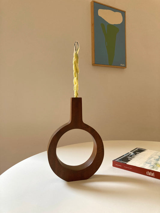 Round wooden candlestick