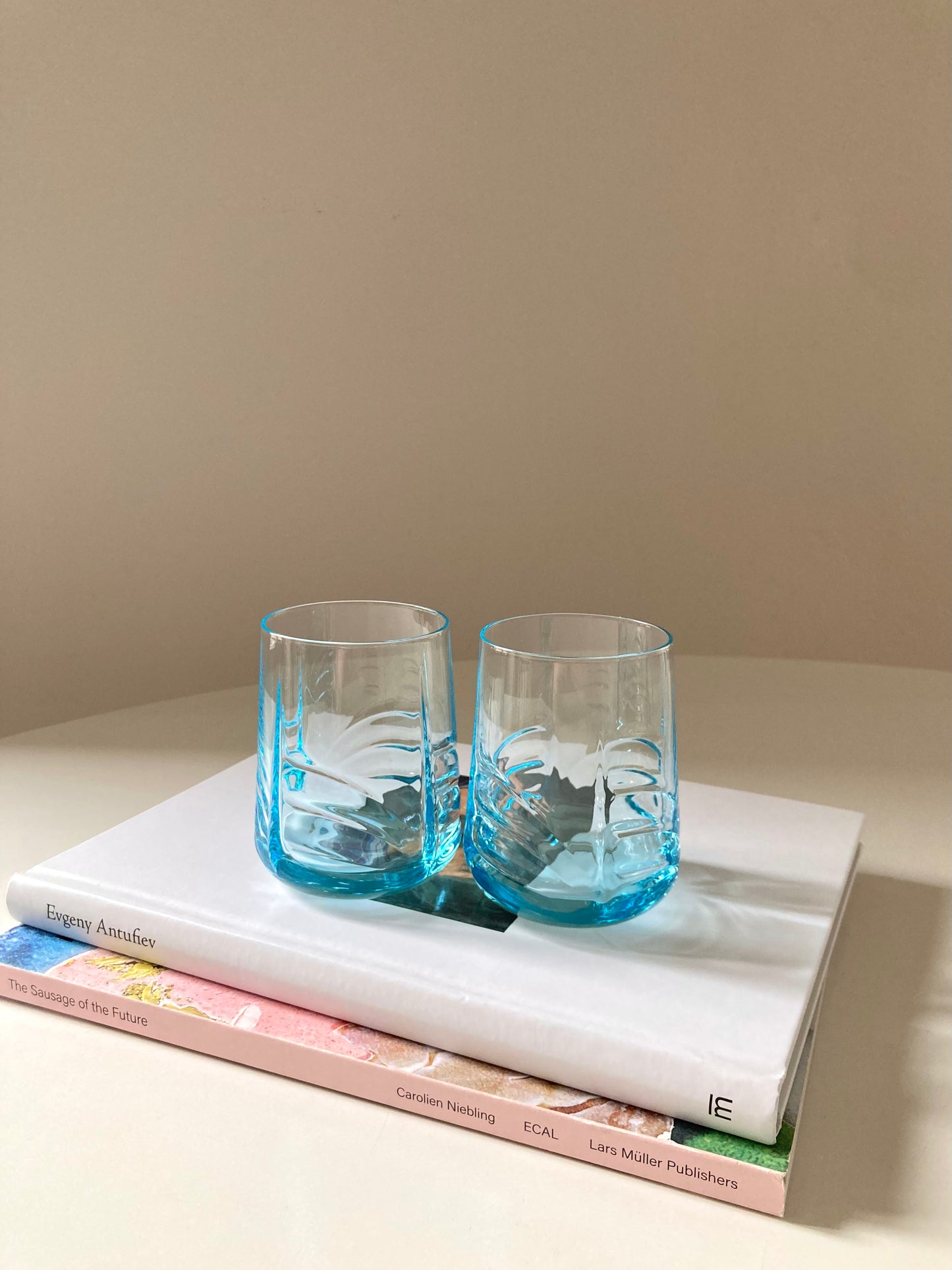 Set of 4 blue glasses