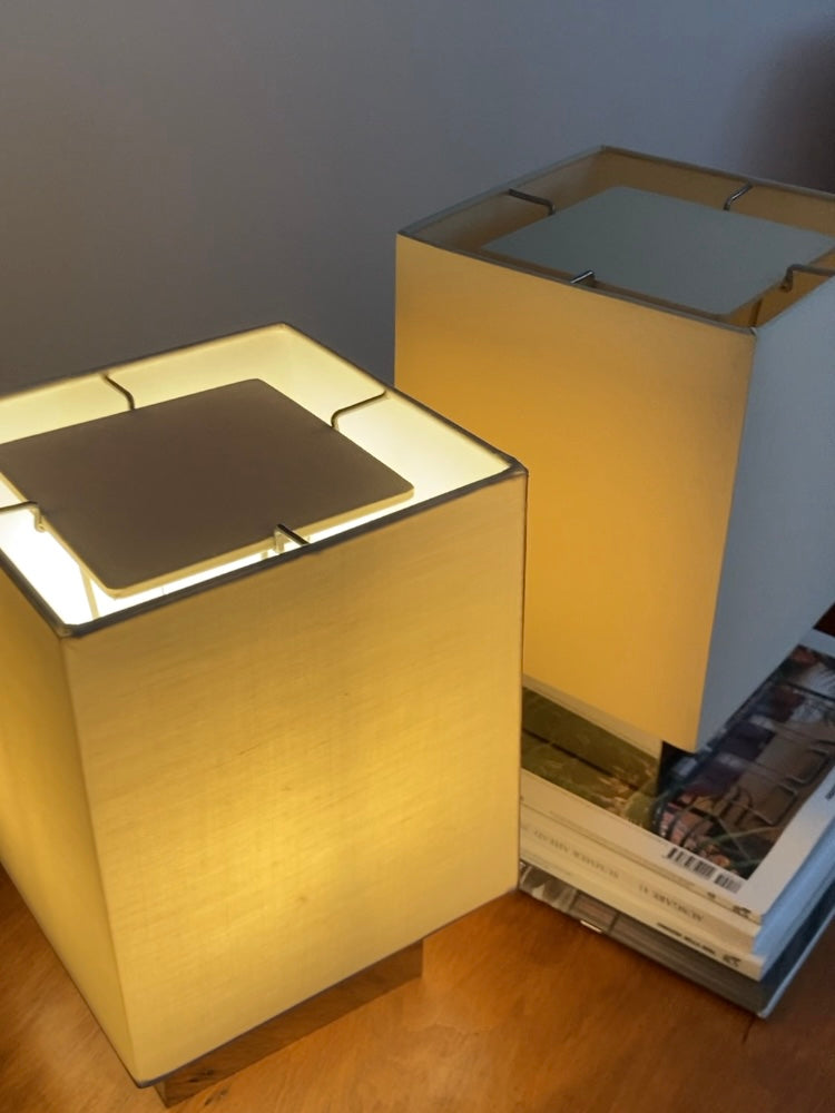 Coppia lampade con paralume color crema