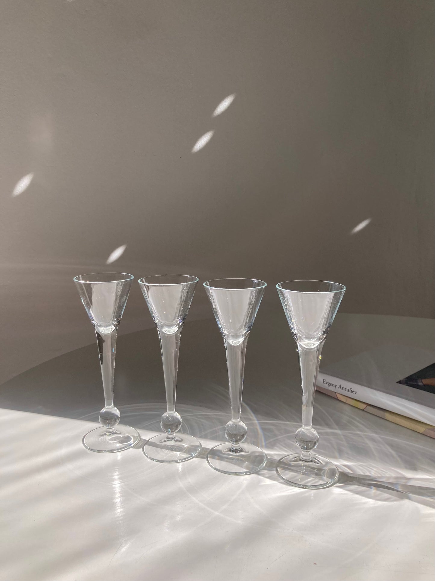 Set of 4 tall bitter glasses