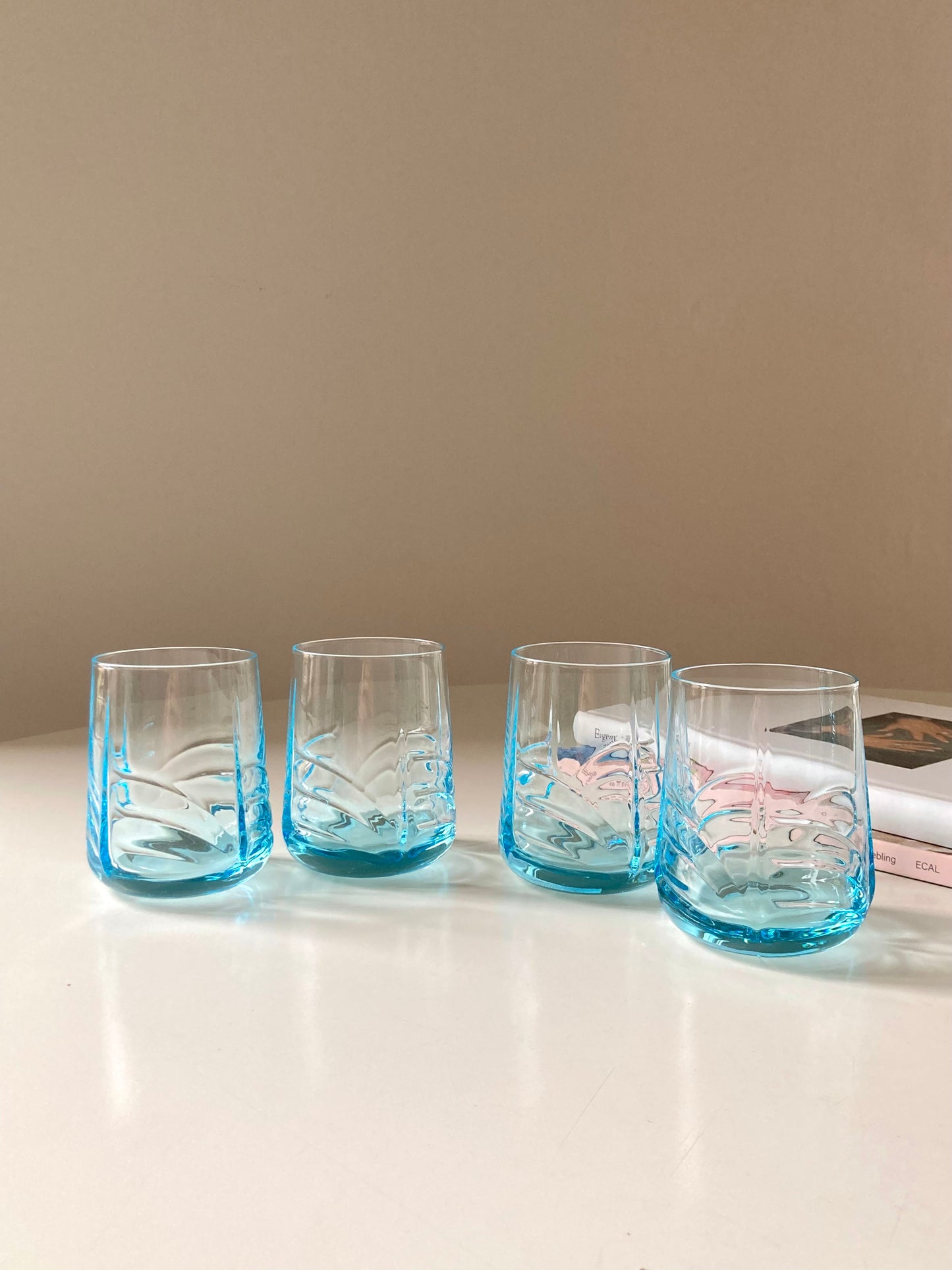 Set of 4 blue glasses