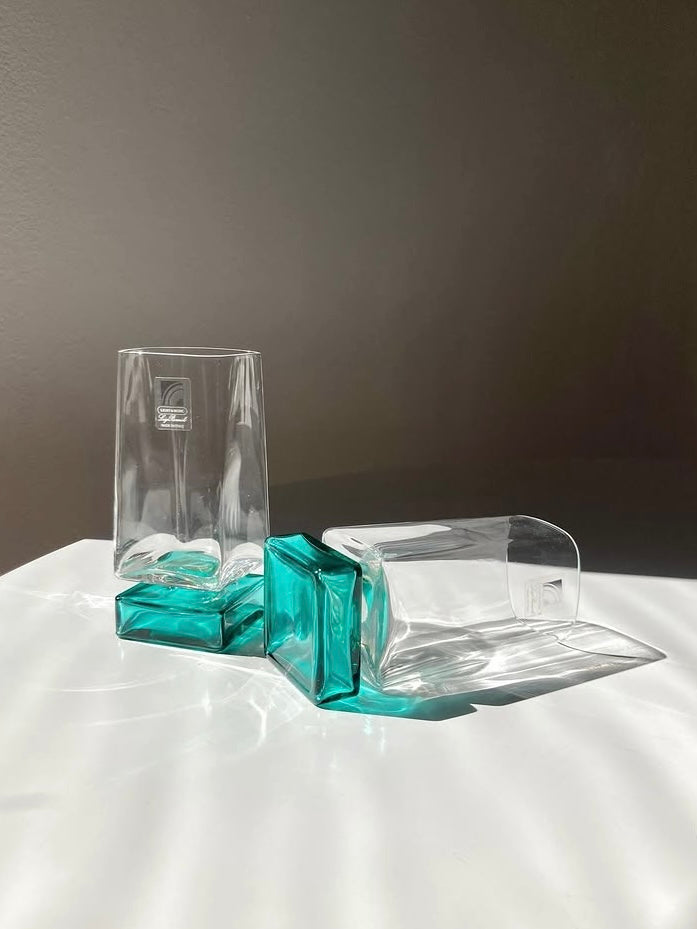 Set 4 bicchieri Bormioli con base quadrata