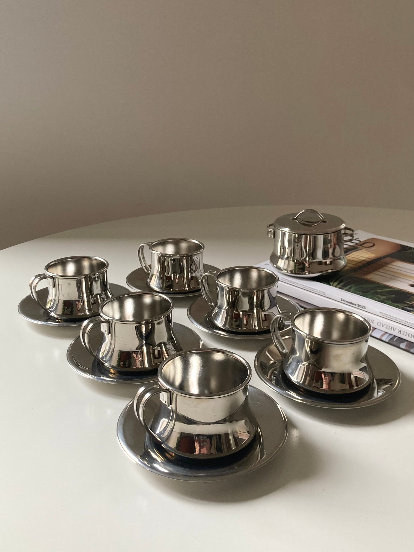 Set 6 tazzine termiche con zuccheriera