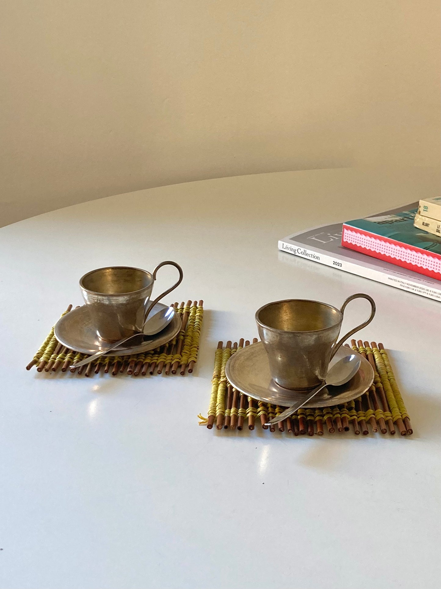 Set of 6 woven placemats and coasters