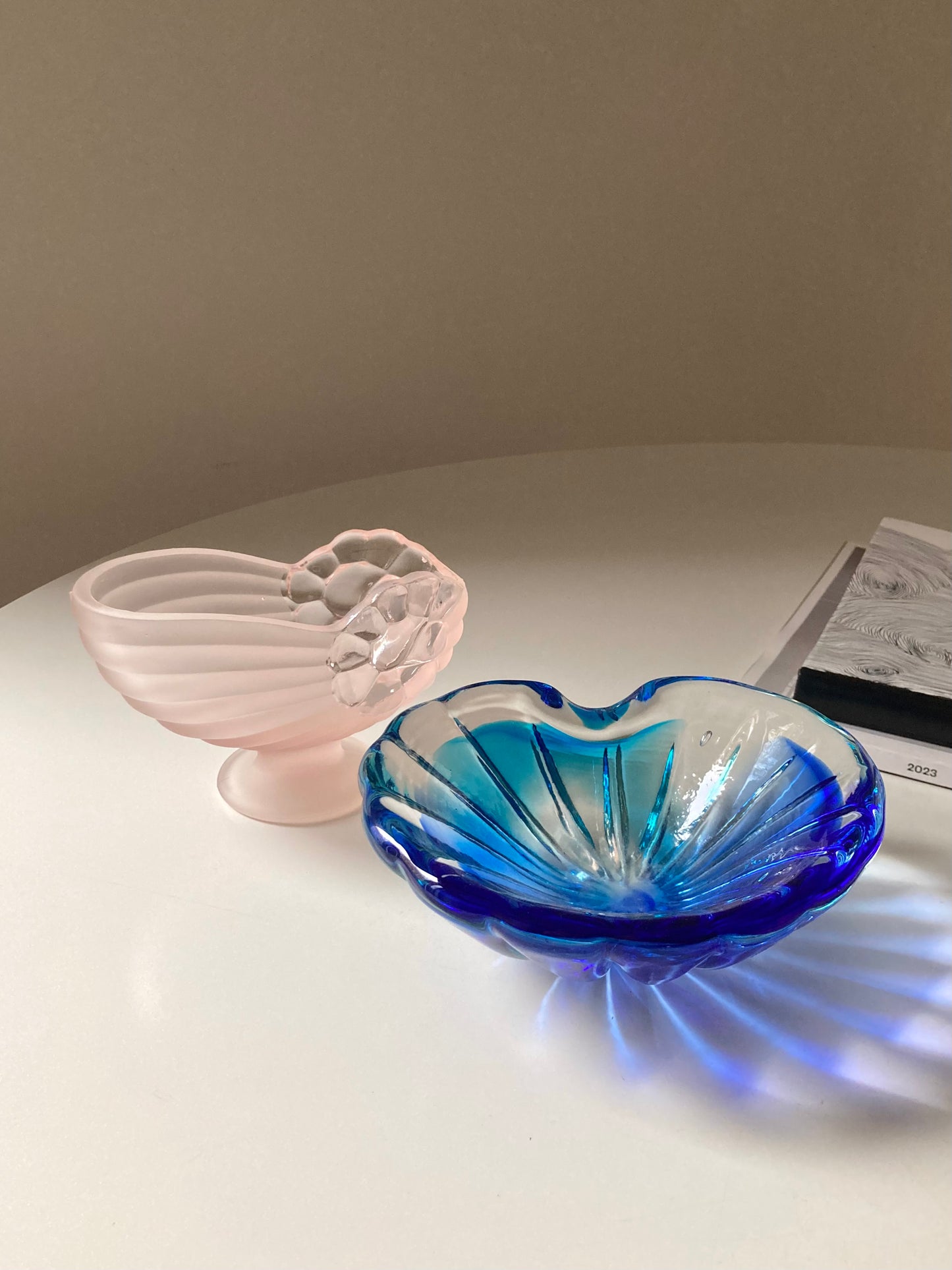 Ciotola posacenere in vetro blu