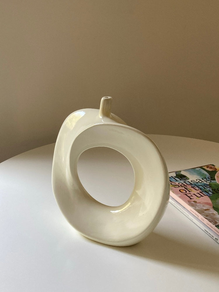 Grande vaso bianco in ceramica