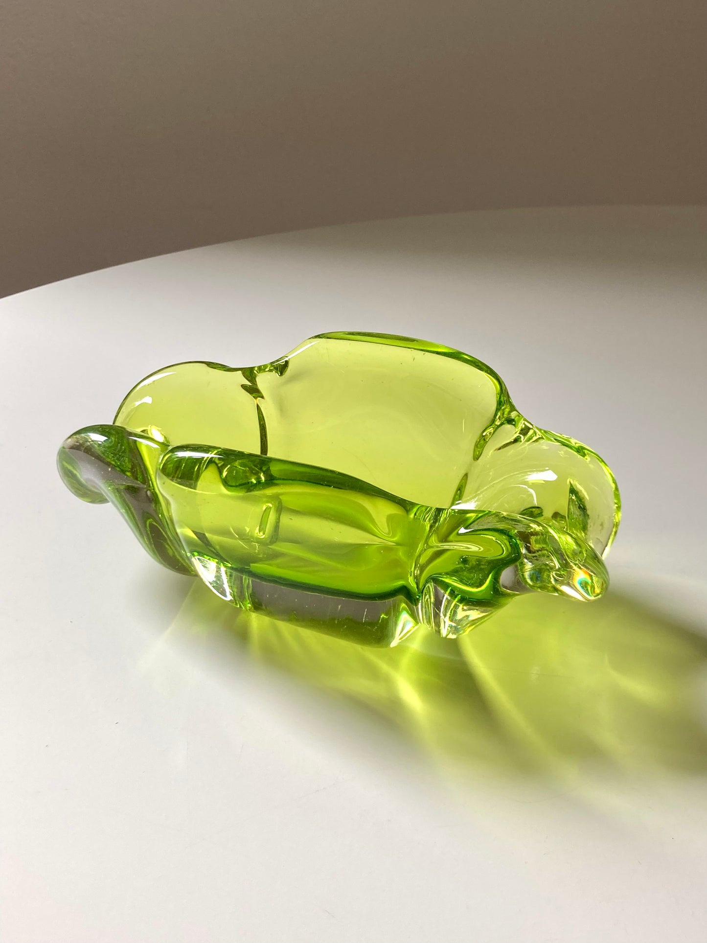 Light green Murano glass bowl