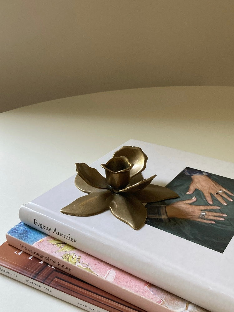 Portacandele a fiore in ottone