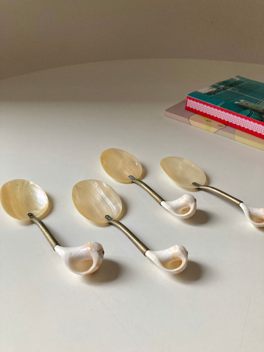 Set of 4 mother of pearl spoons