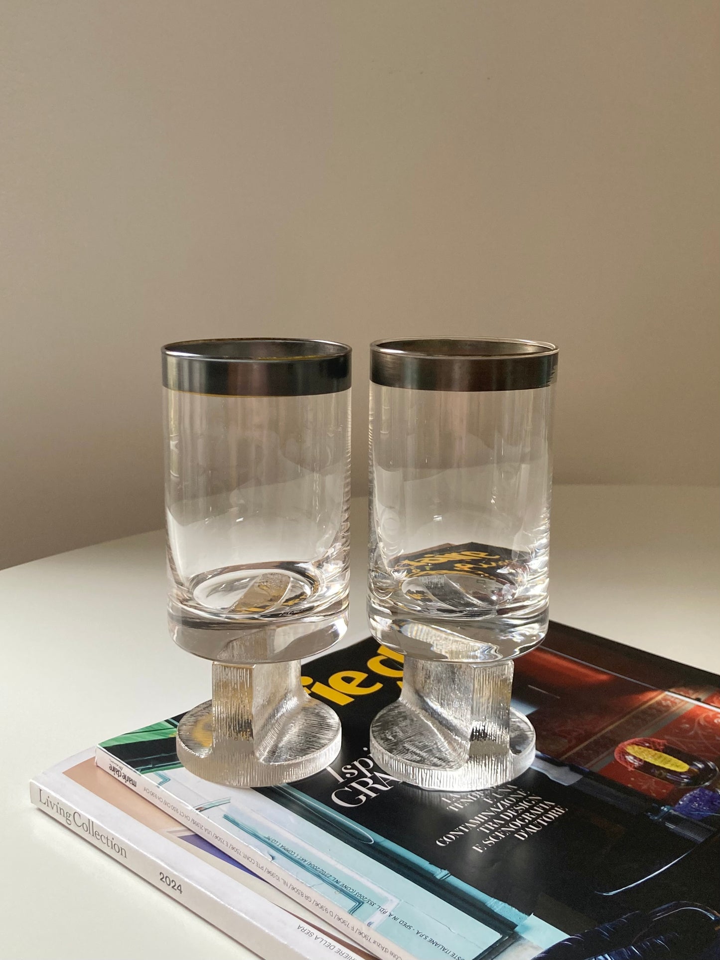 Set di 4 bicchieri alti in vetro trasparente