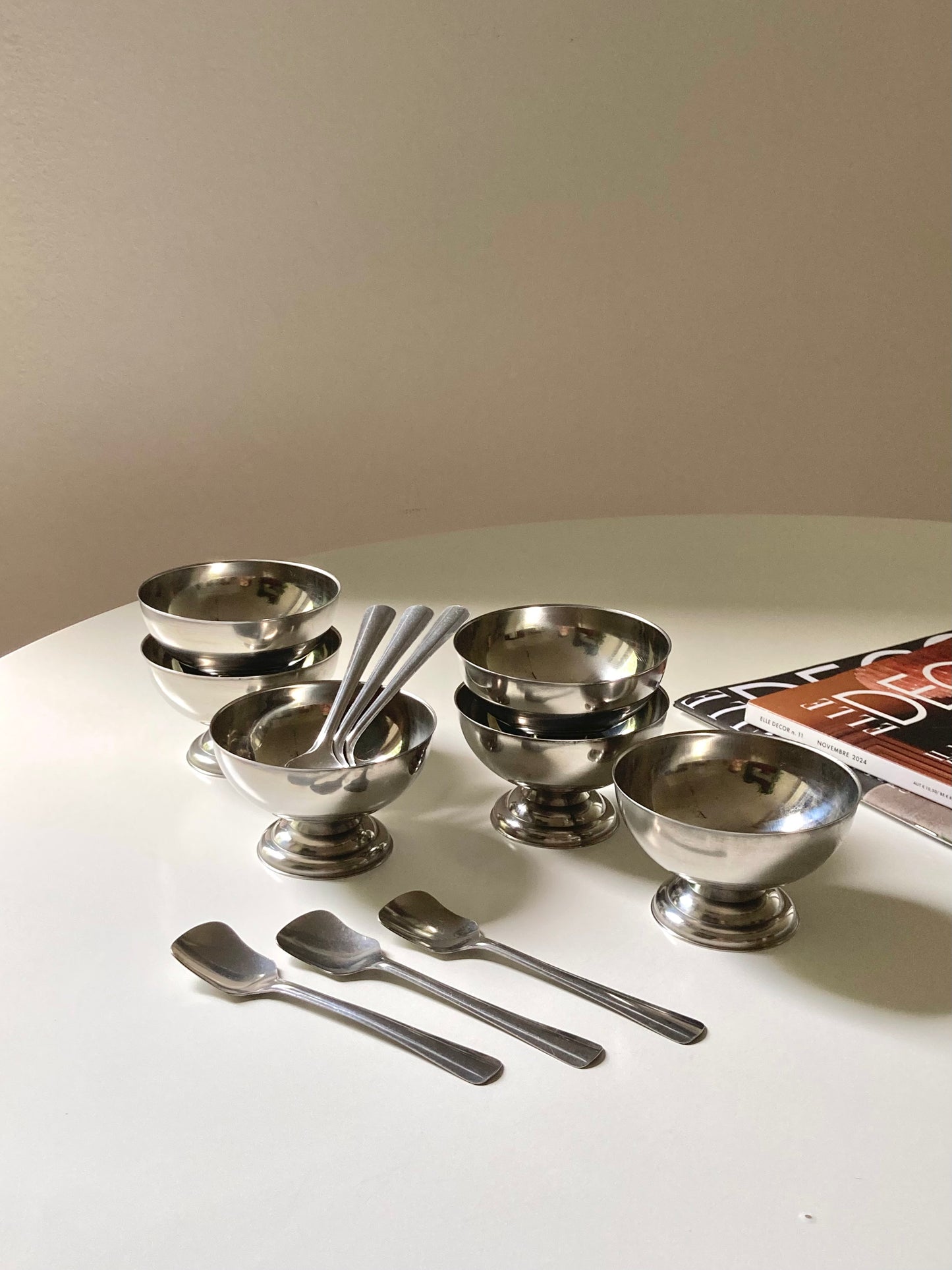 Set di 6 coppette in acciaio con cucchiaini