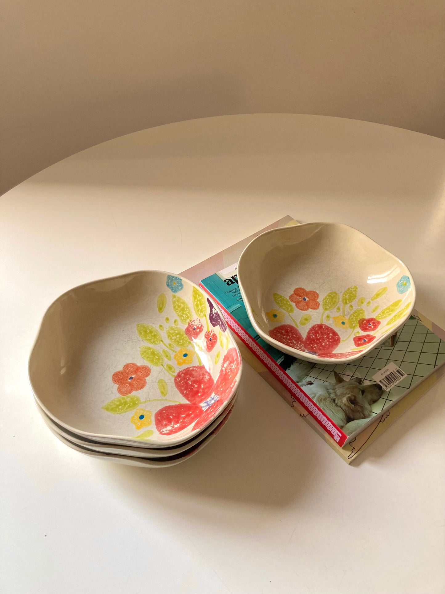 Set of 4 soup plates with flowers