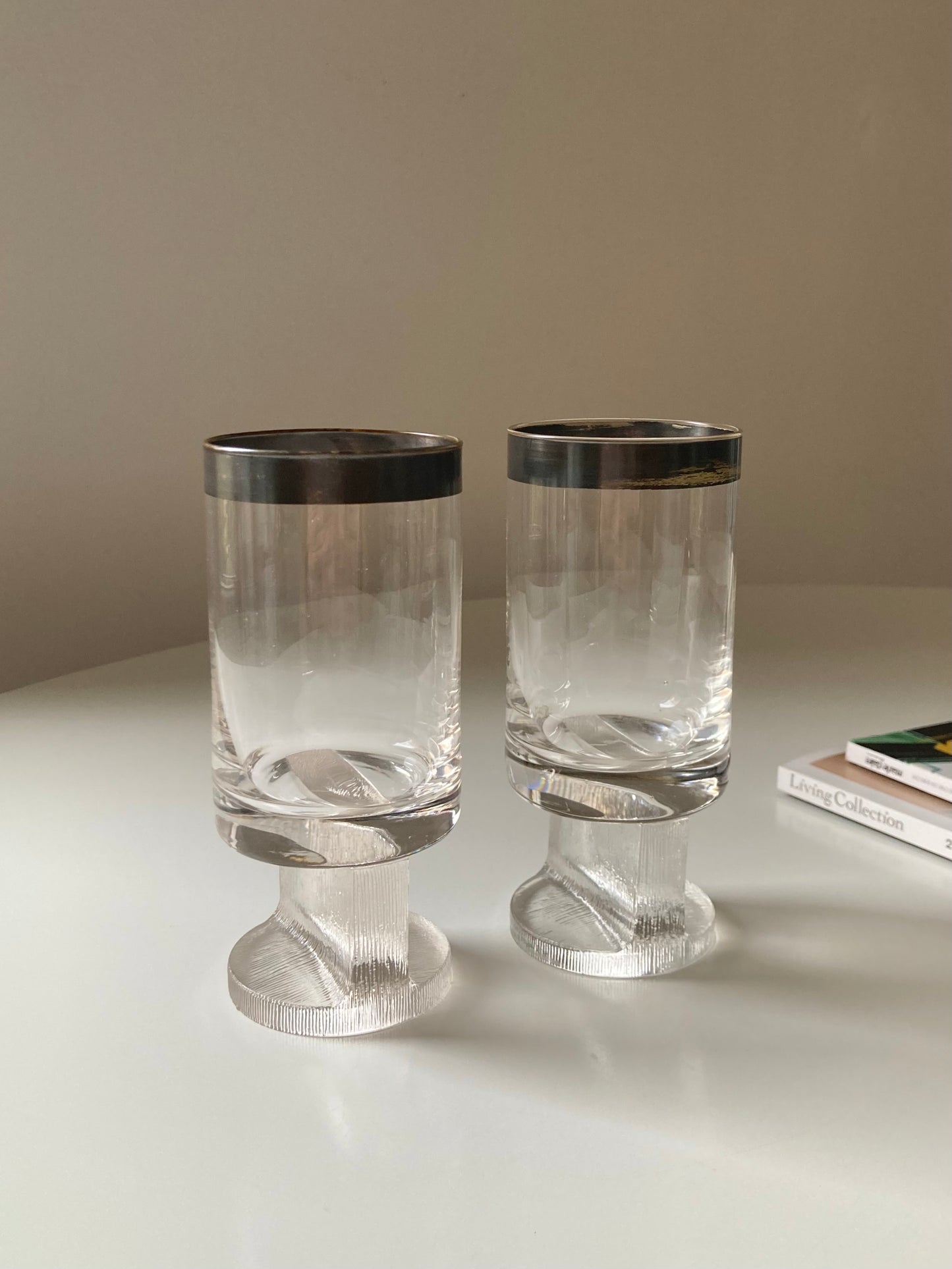 Set di 4 bicchieri alti in vetro trasparente