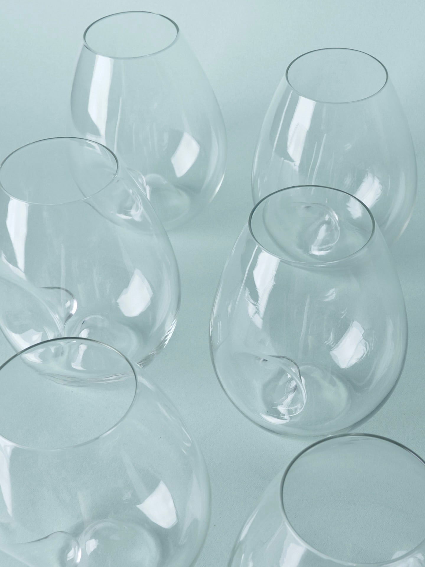 Set of 6 glasses with two-finger handle