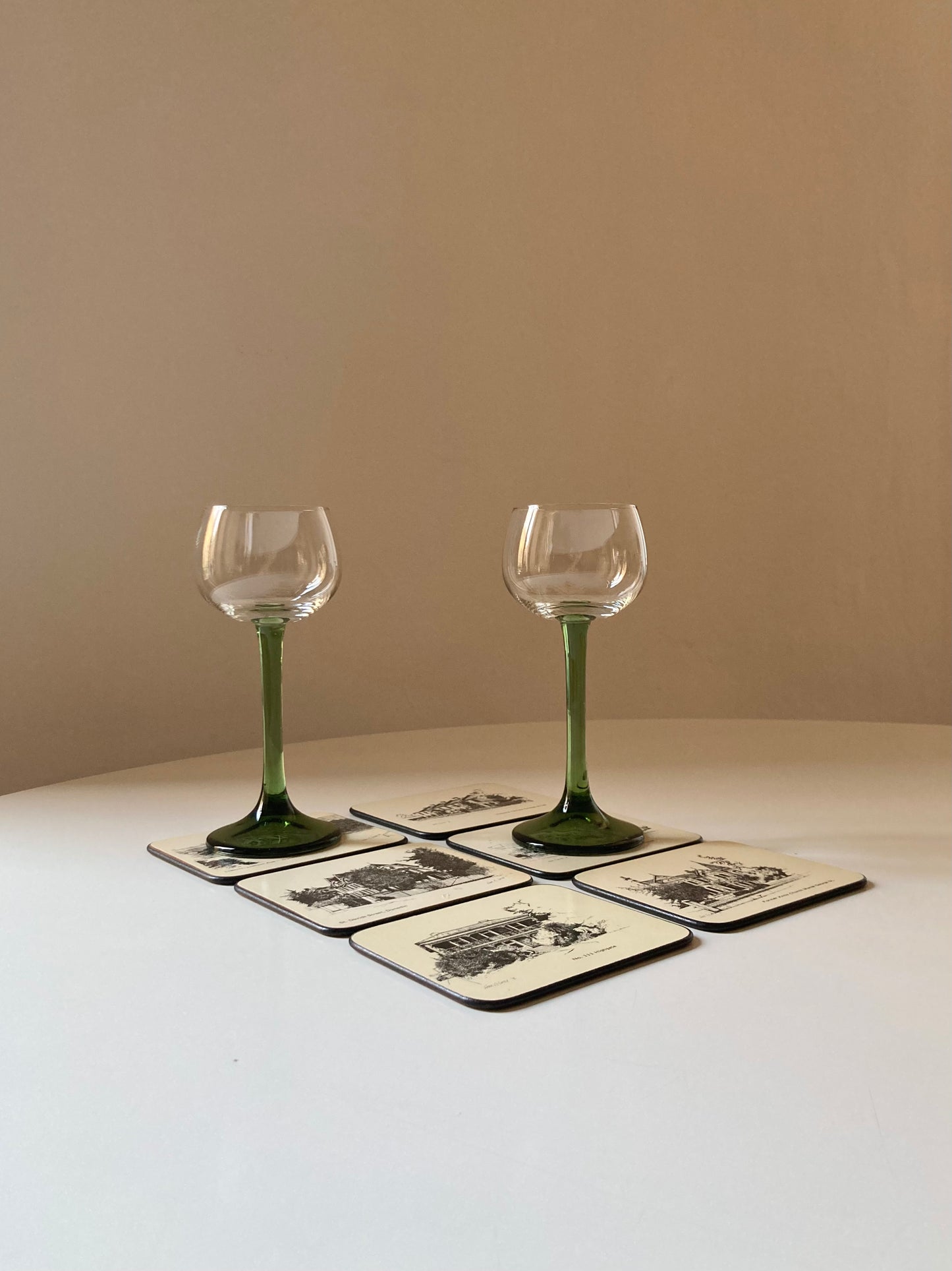 Set 6 sottobicchieri vintage con illustrazioni vittoriane