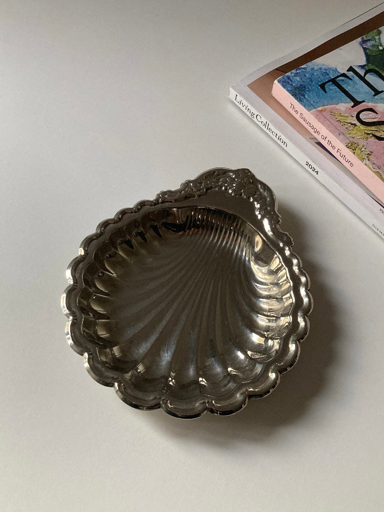 Piattino portagioie a conchiglia vintage