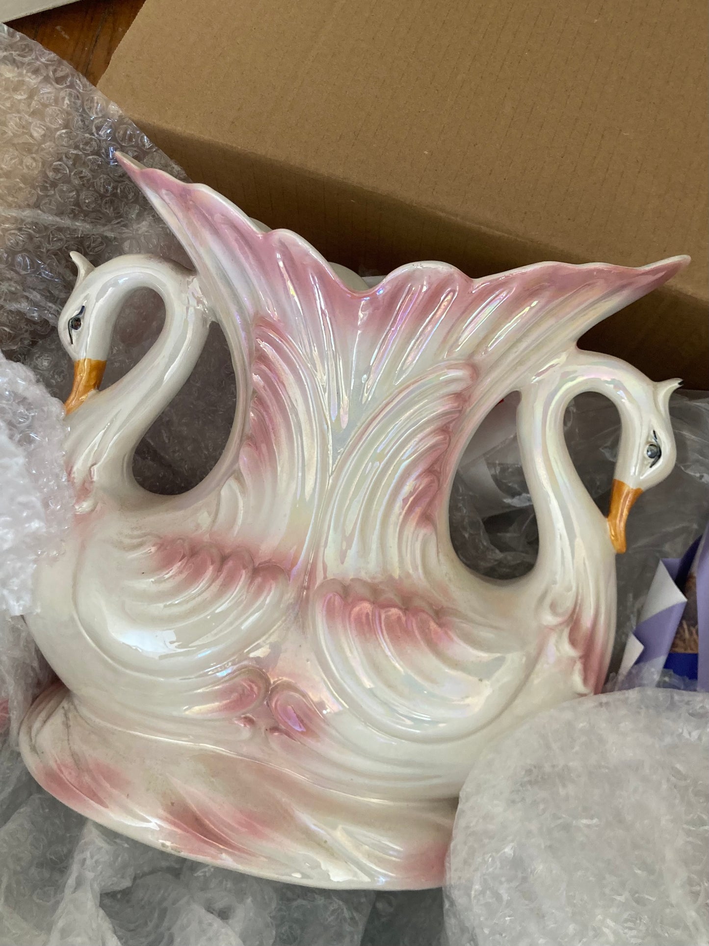 Grande vaso con cigni rosa Capodimonte