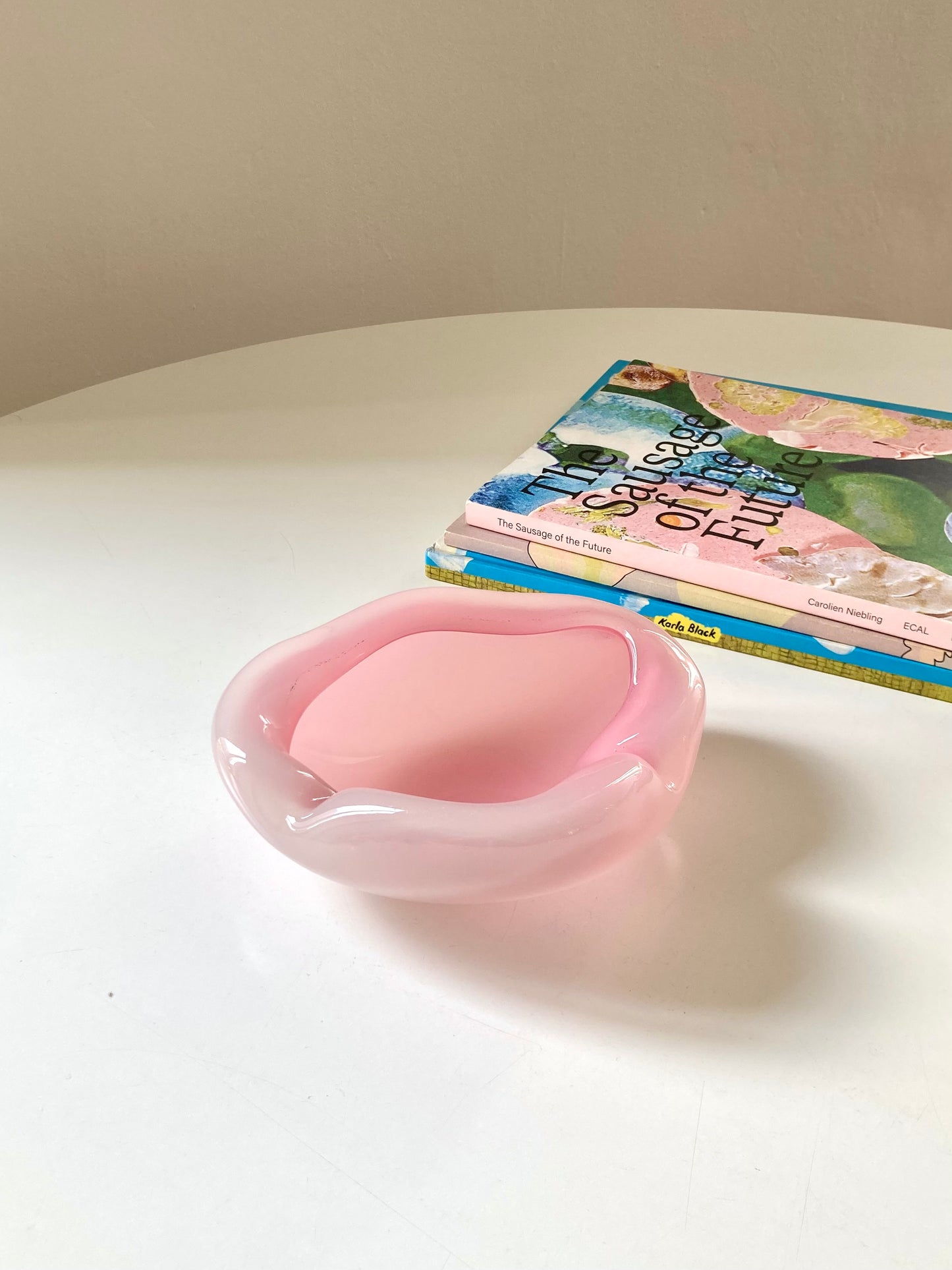 Vintage pink glass ashtray bowl