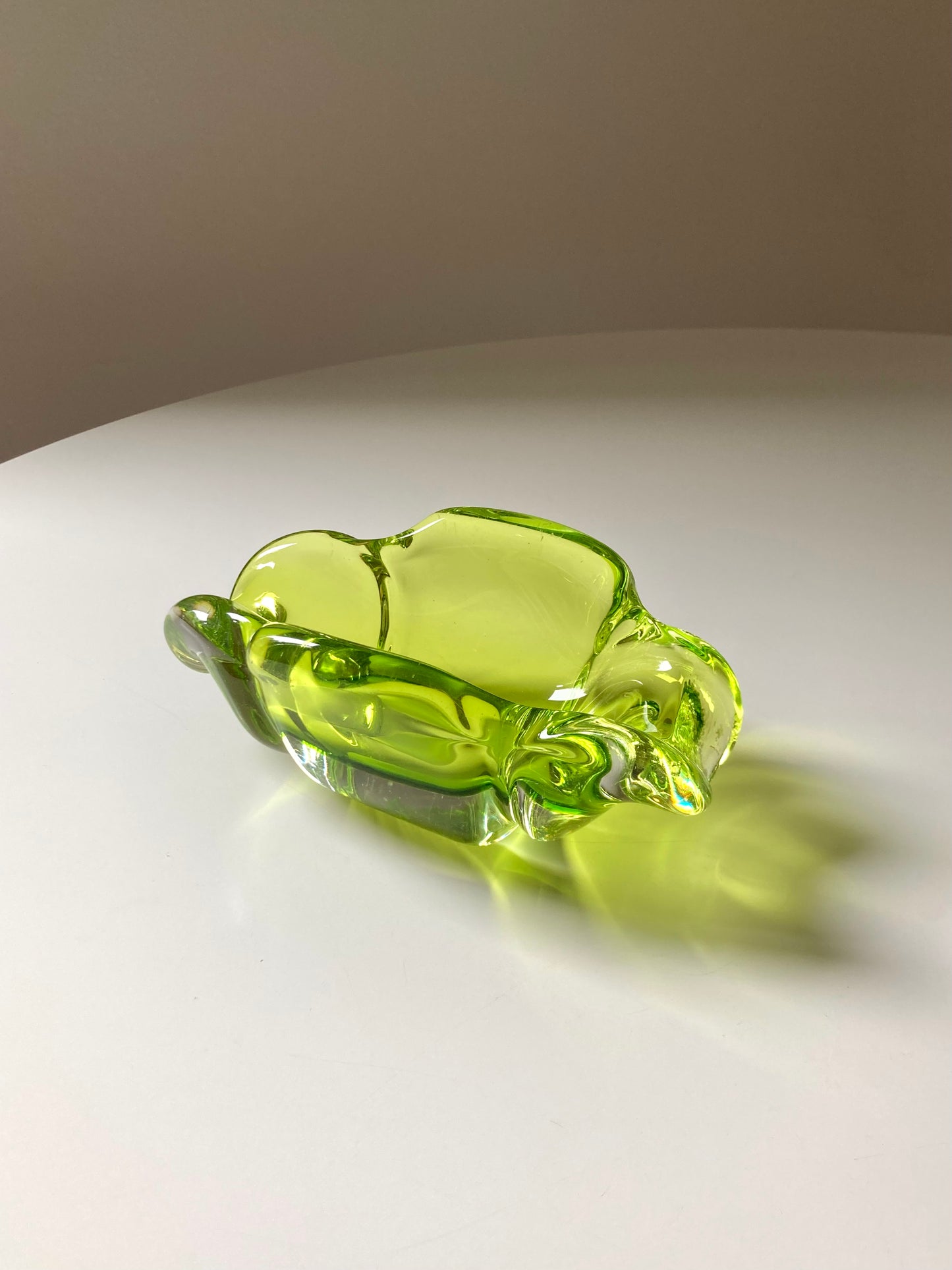 Light green Murano glass bowl