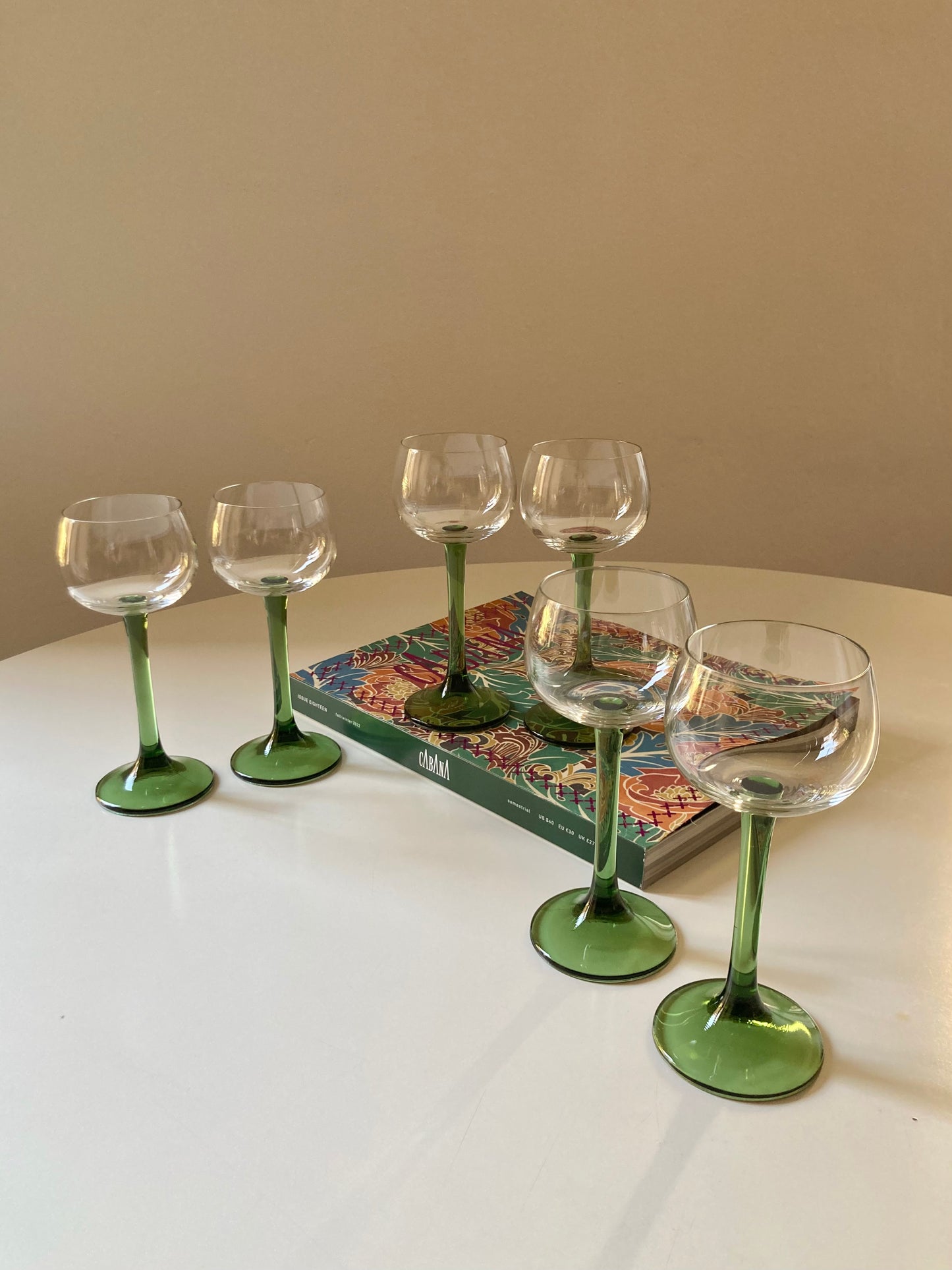 Set of 6 green tall stem glasses