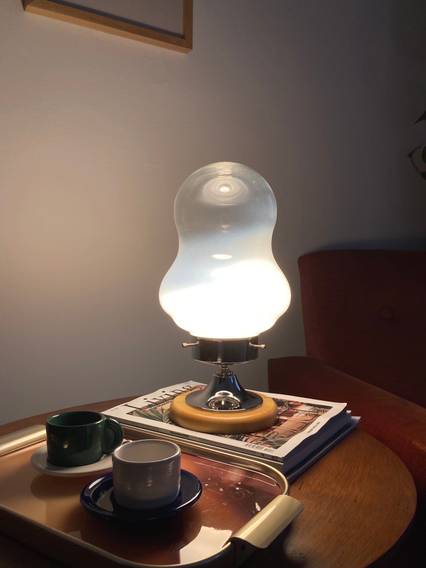 Grande lampada vintage in vetro soffiato