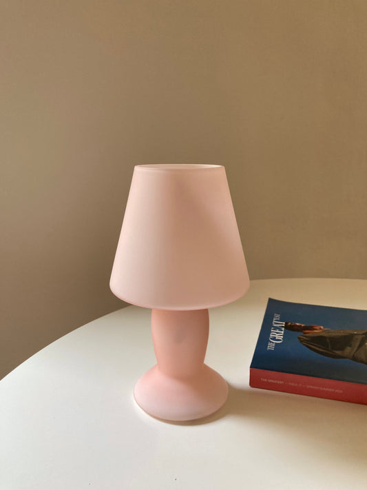 Lampada in vetro rosa pastello