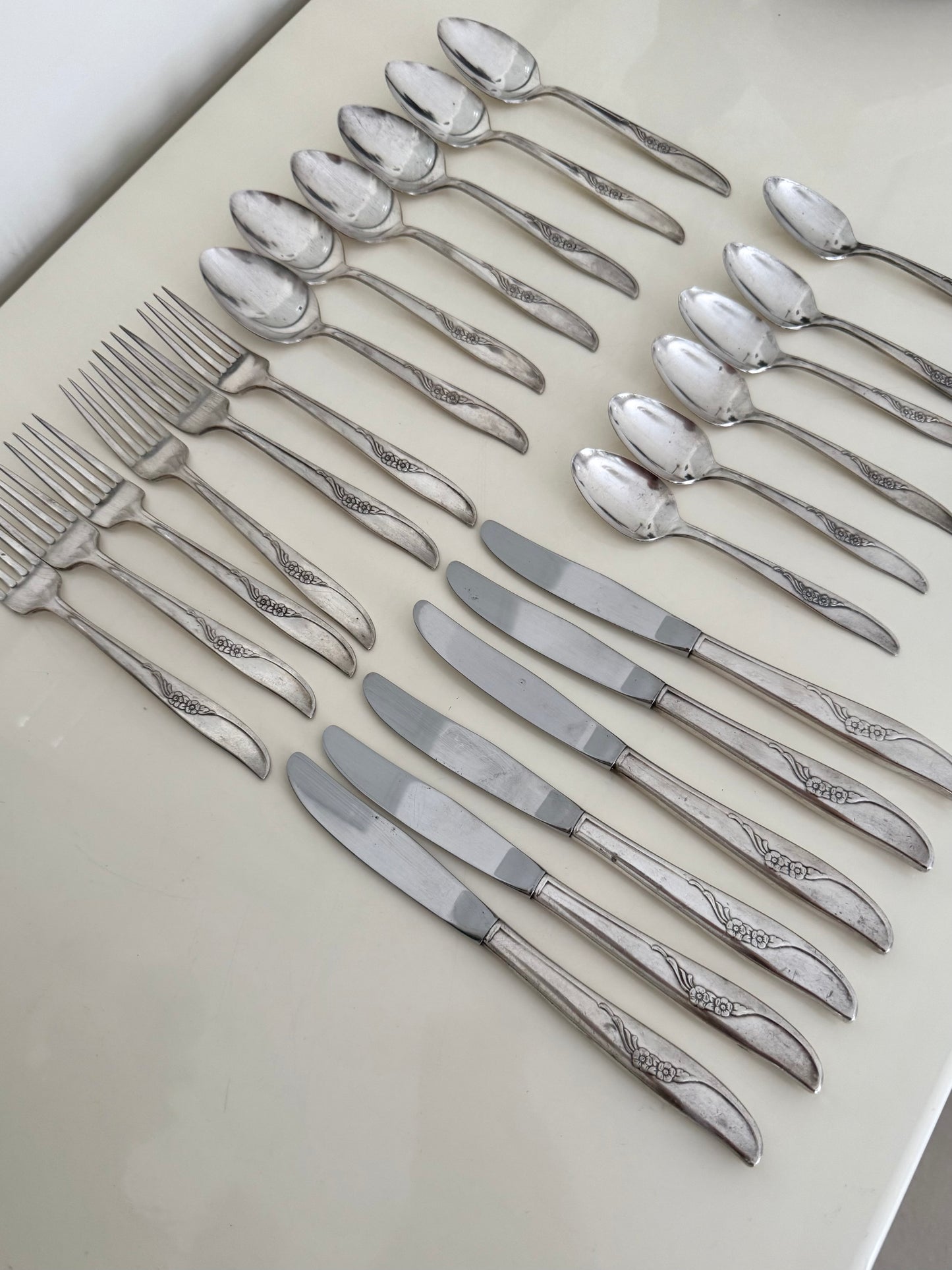 Rosetta ~ Servizio di 24 posate vintage